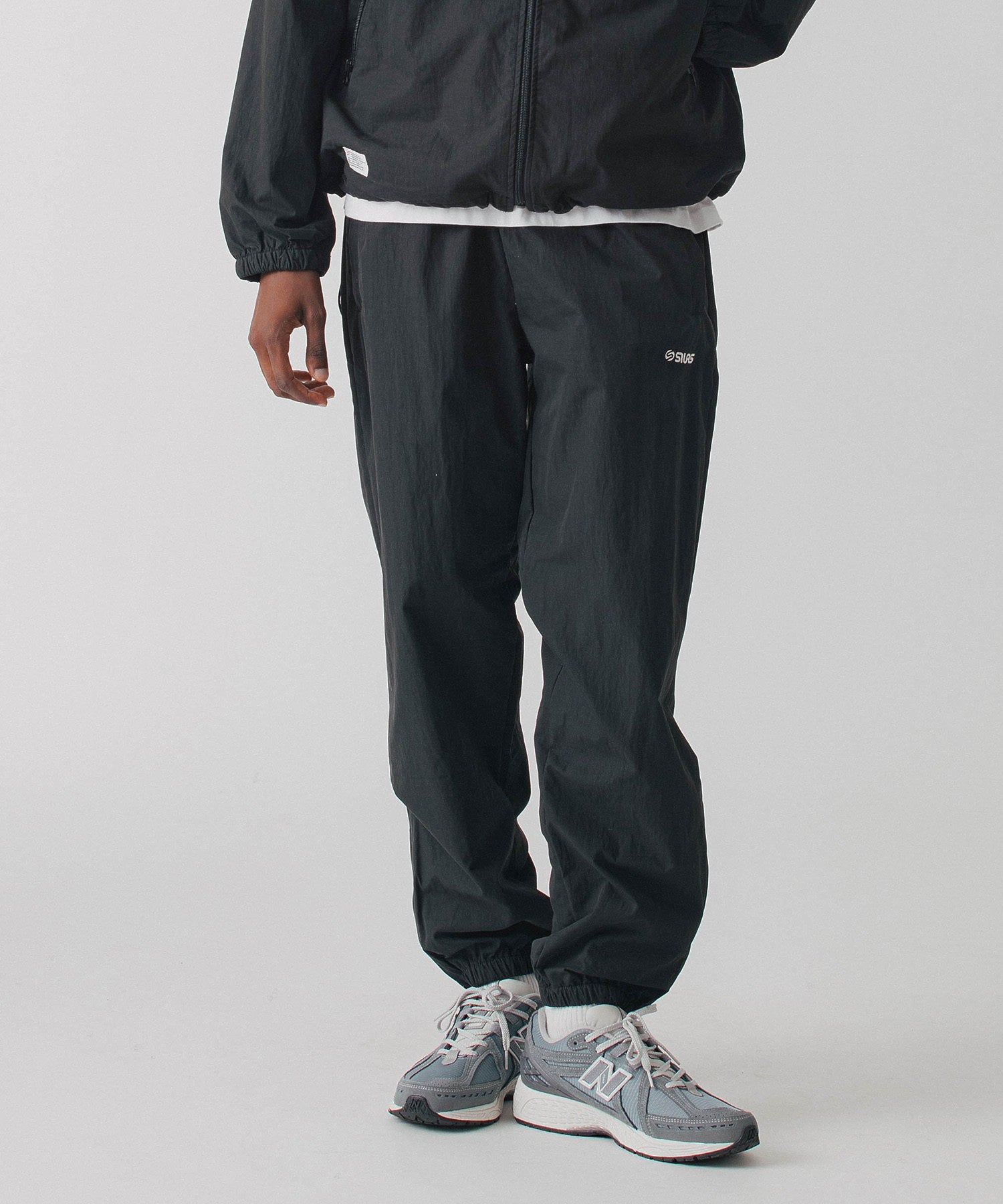 model：H185 着用サイズ：L