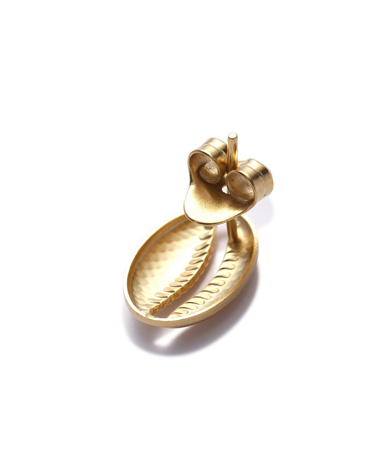 Eneida Franca/ミニシェルモチーフピアス