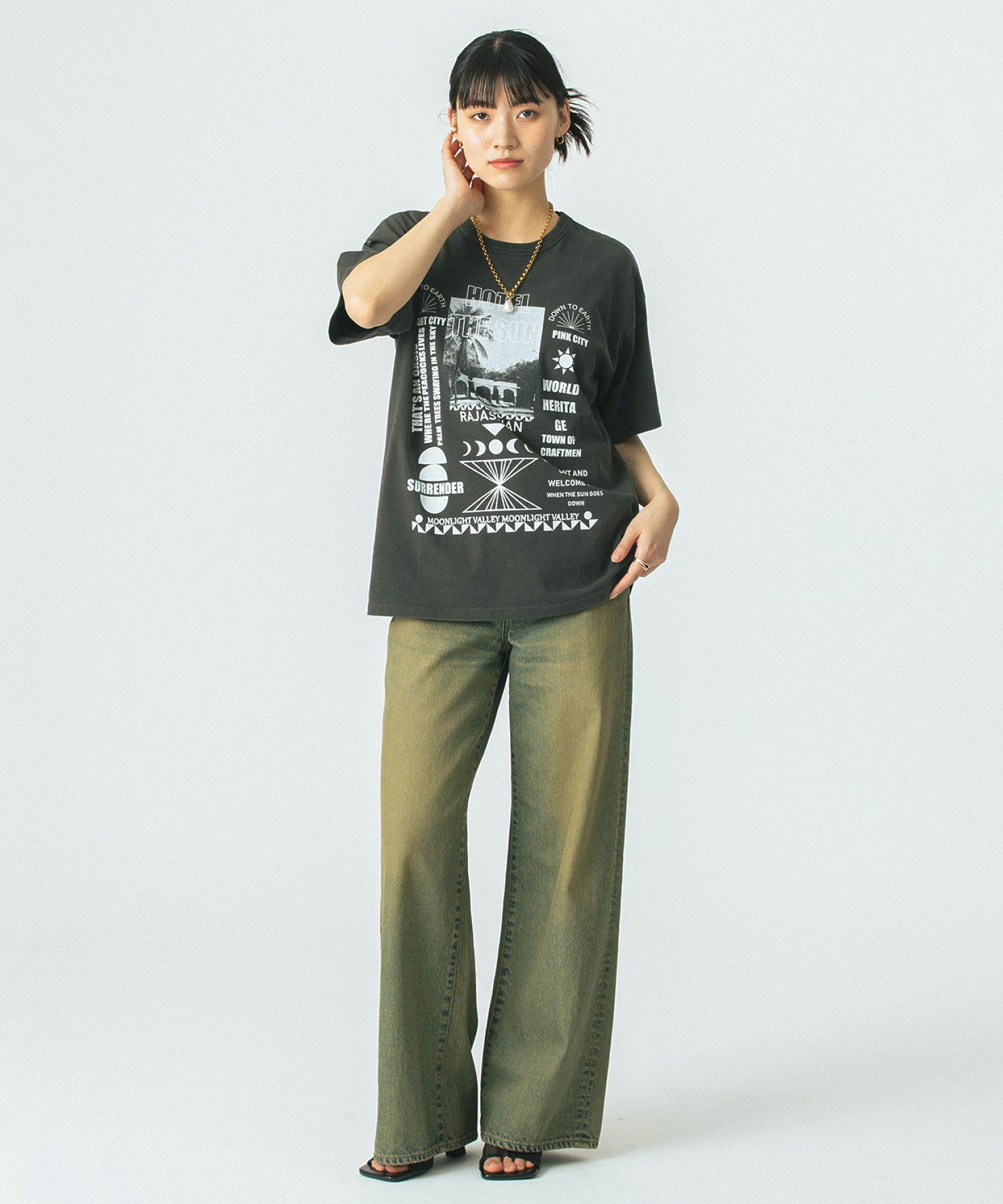 GENE HEAVENS/RAJASTHAN PHOTGRAPH TEE
