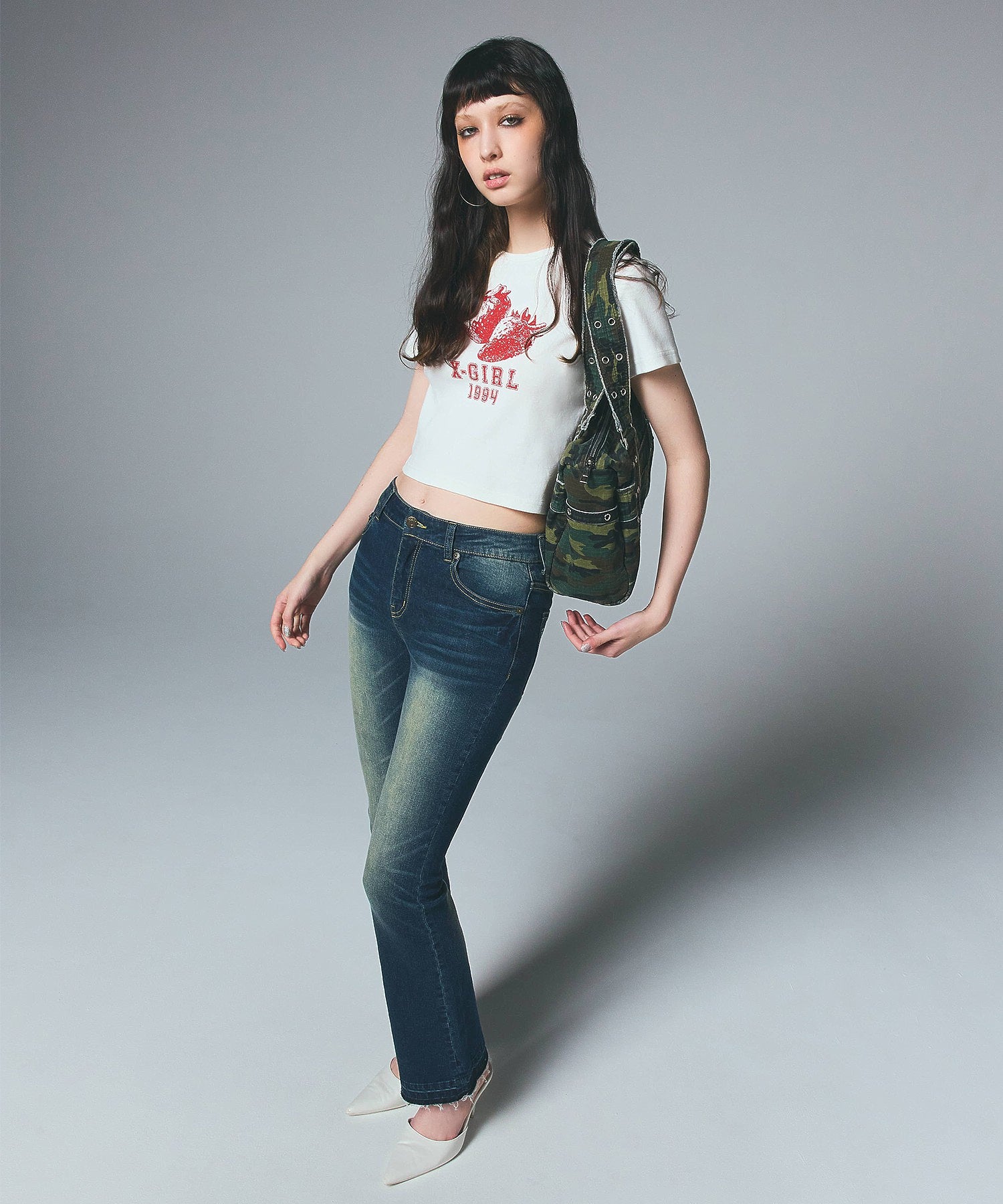 BUTTERFLY POCKET SKINNY DENIM PANTS