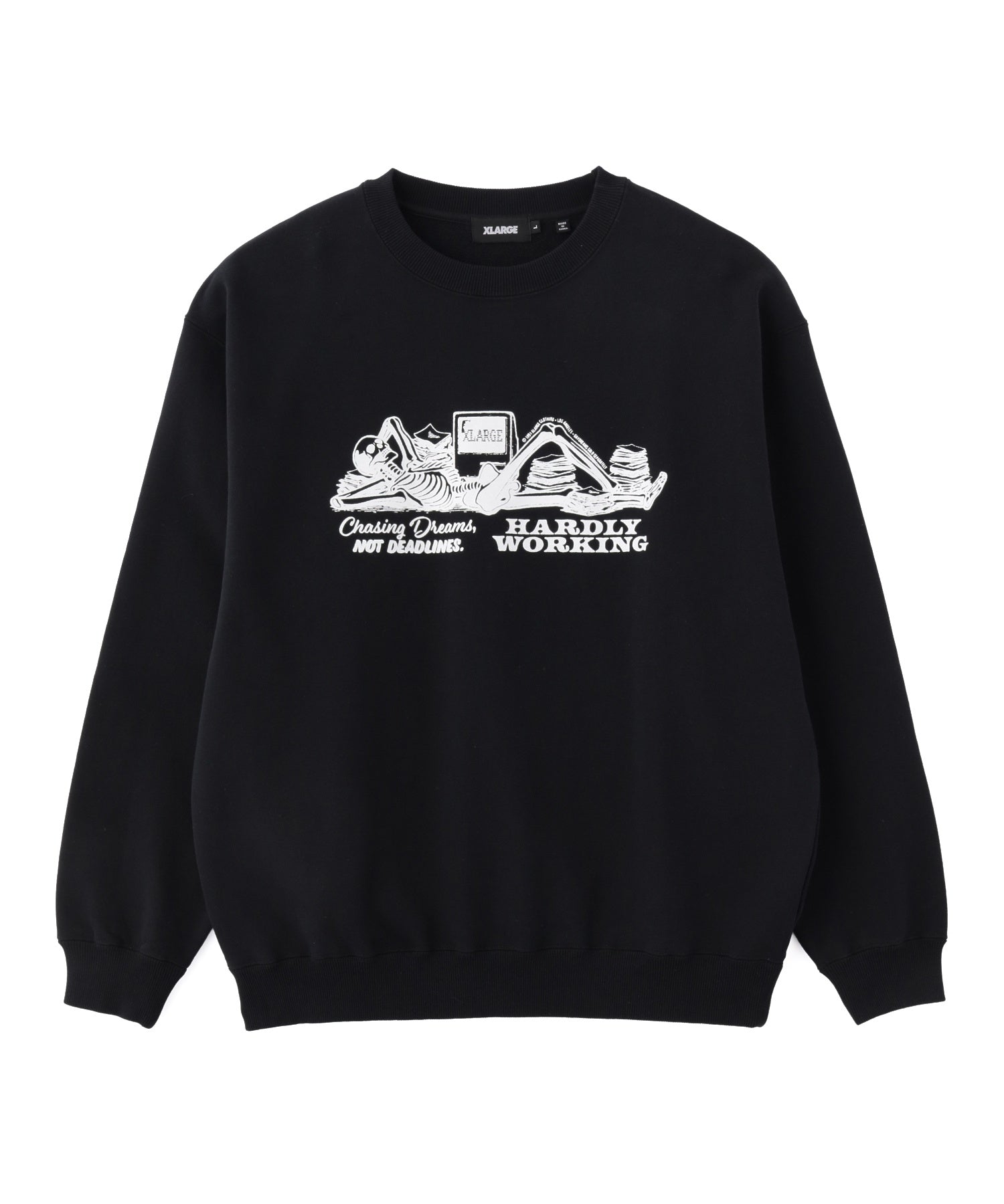 CHASING DREAMS CREWNECK SWEATSHIRT