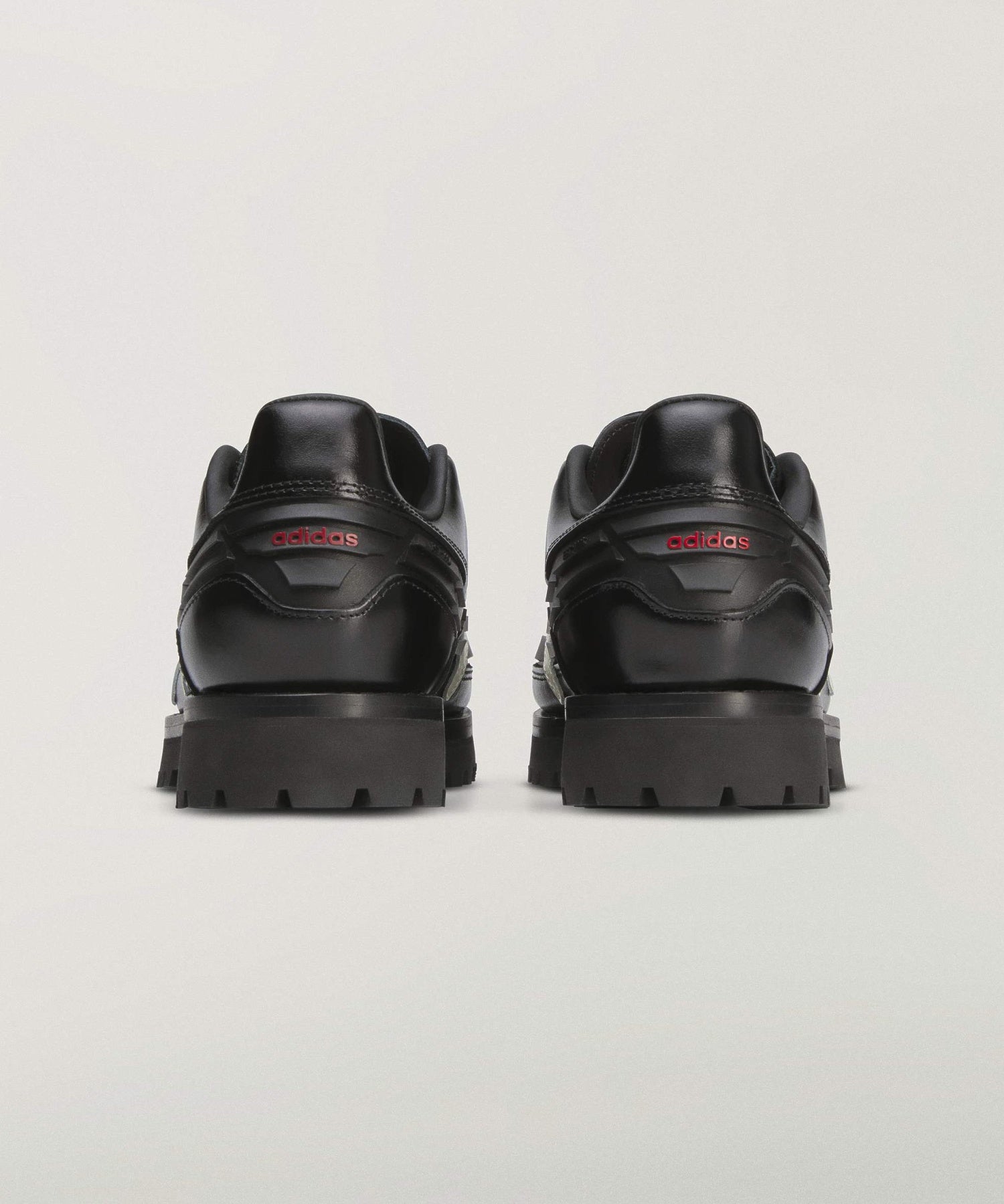 adidas/アディダス/BD DISNEY PREDATOR KJ4289