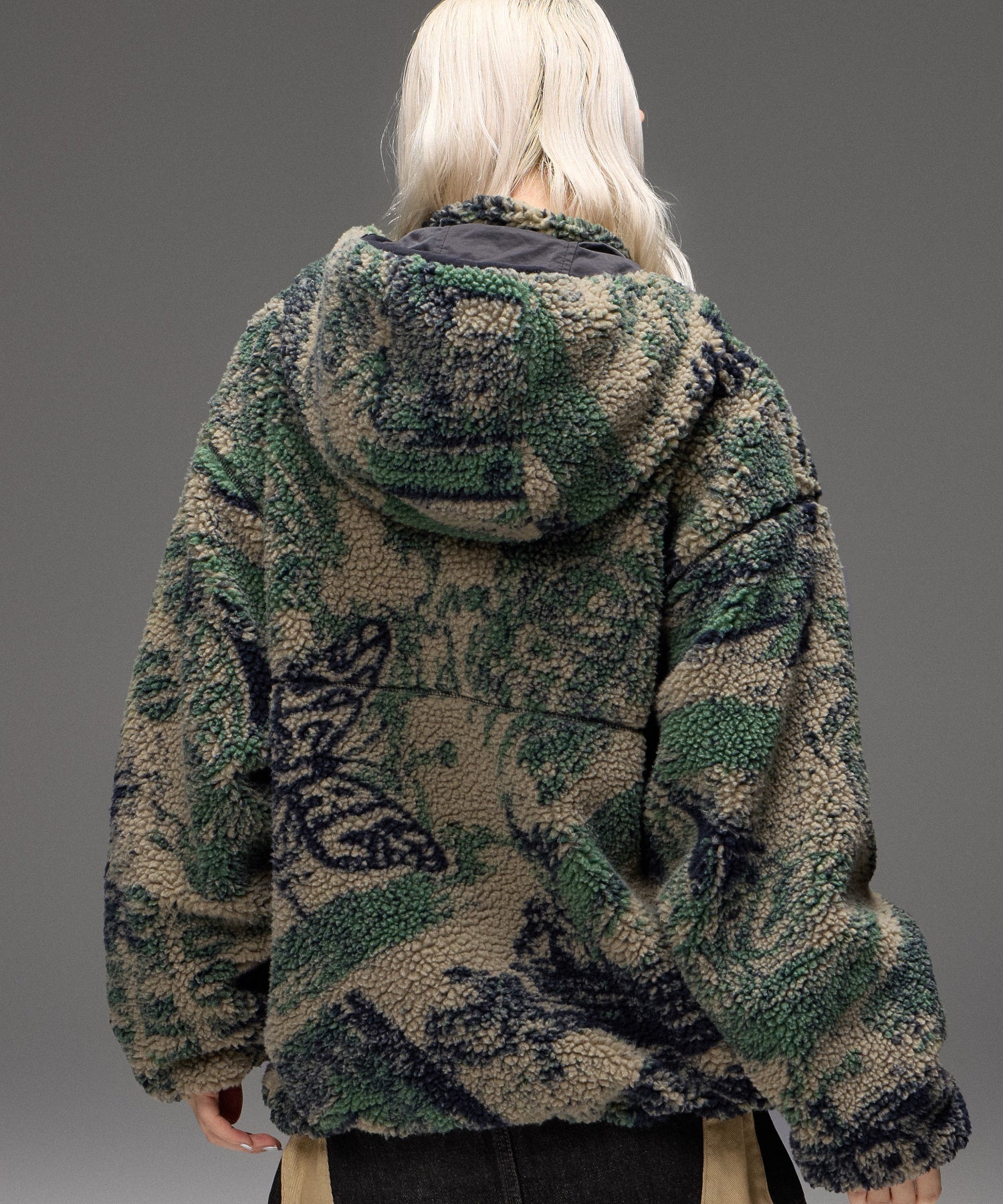 BRUSHED COLLAGE GRAPHIC REVERSIBLE BOA BLOUSON