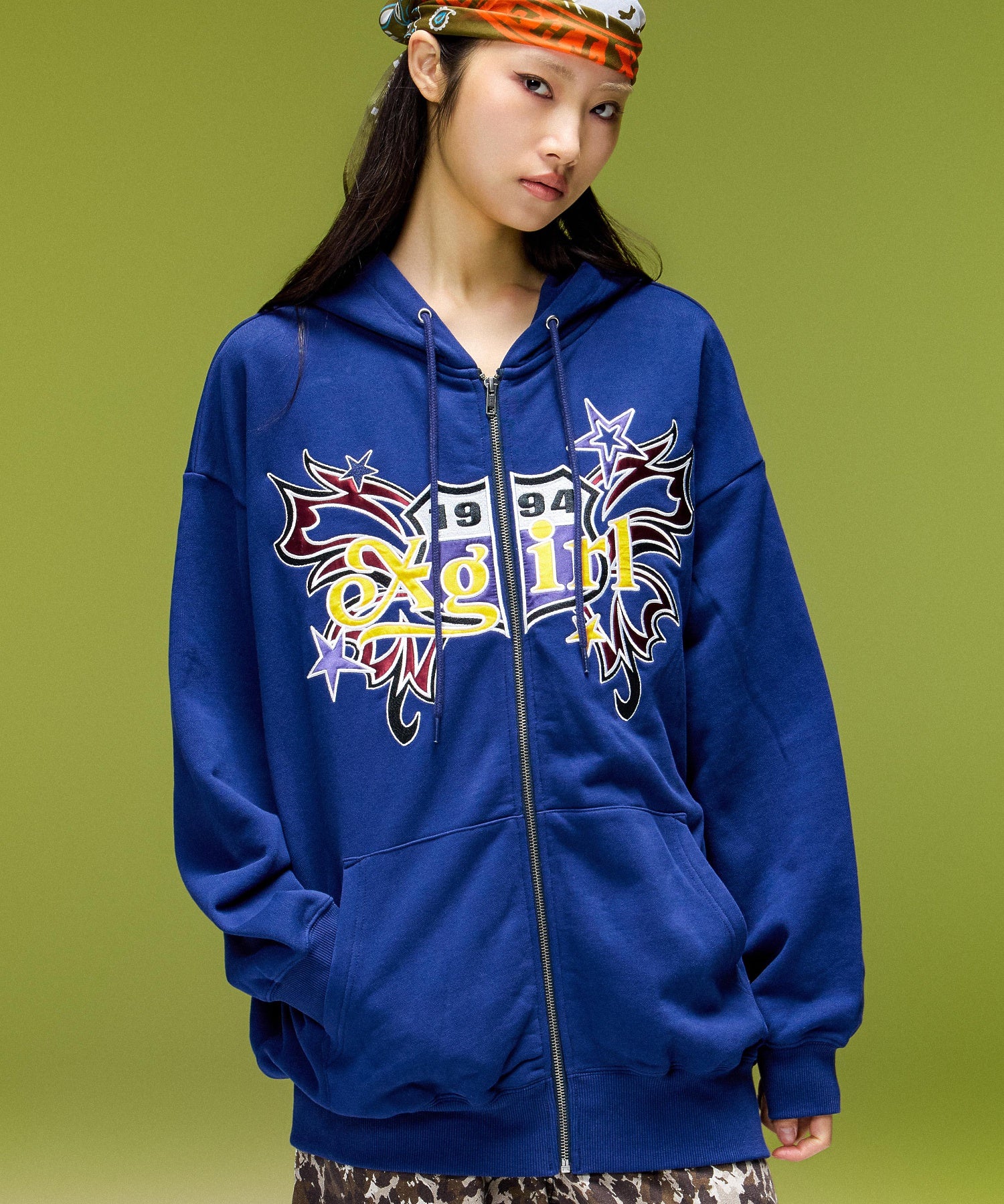 BUTTERFLY EMBLEM ZIP UP SWEAT HOODIE