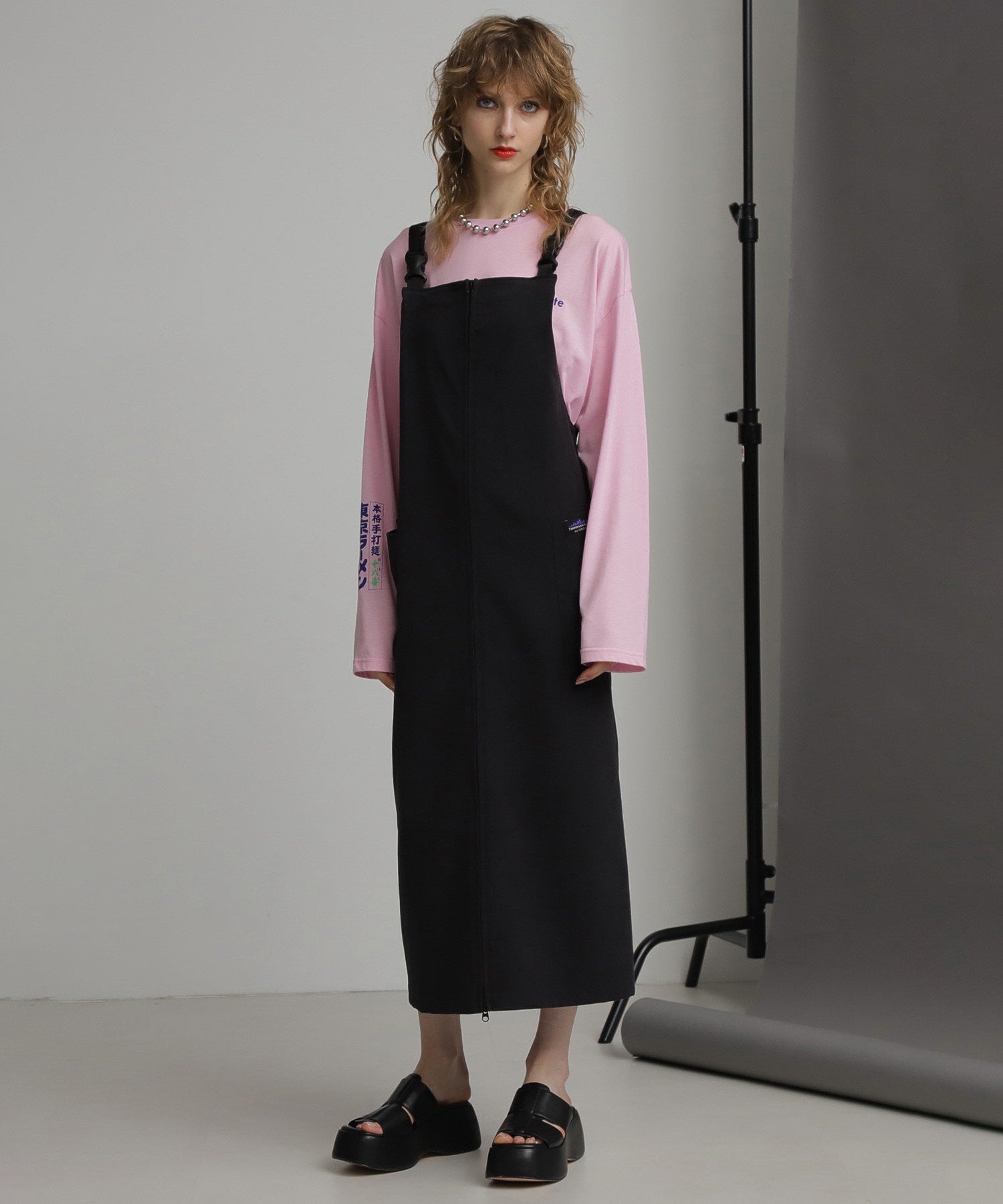 GENE HEAVENS×THOUSAND MILE<br><br>サウザンドマイル コラボレーション フロントジップ サロペット