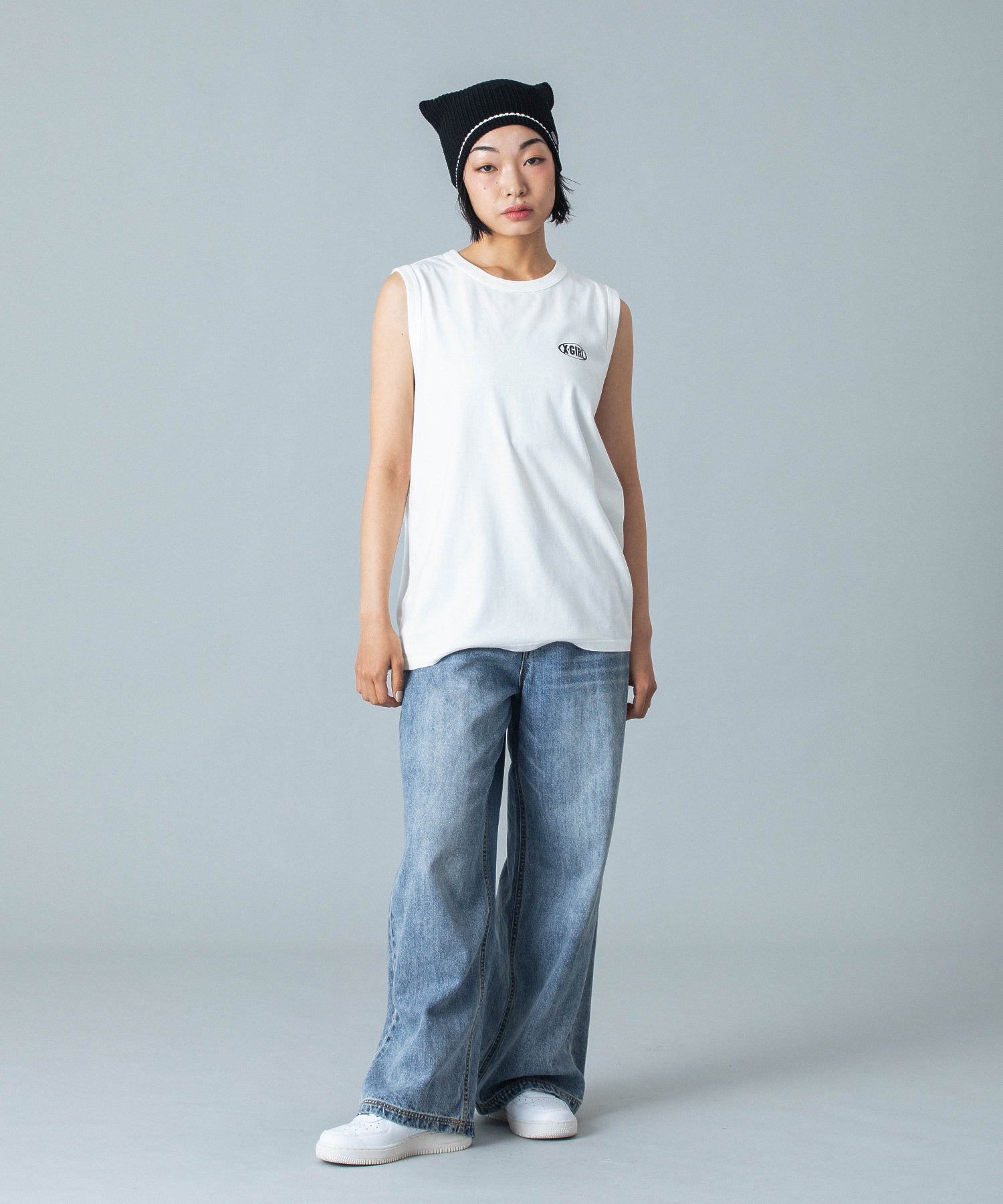 OVAL LOGO TANK TOP