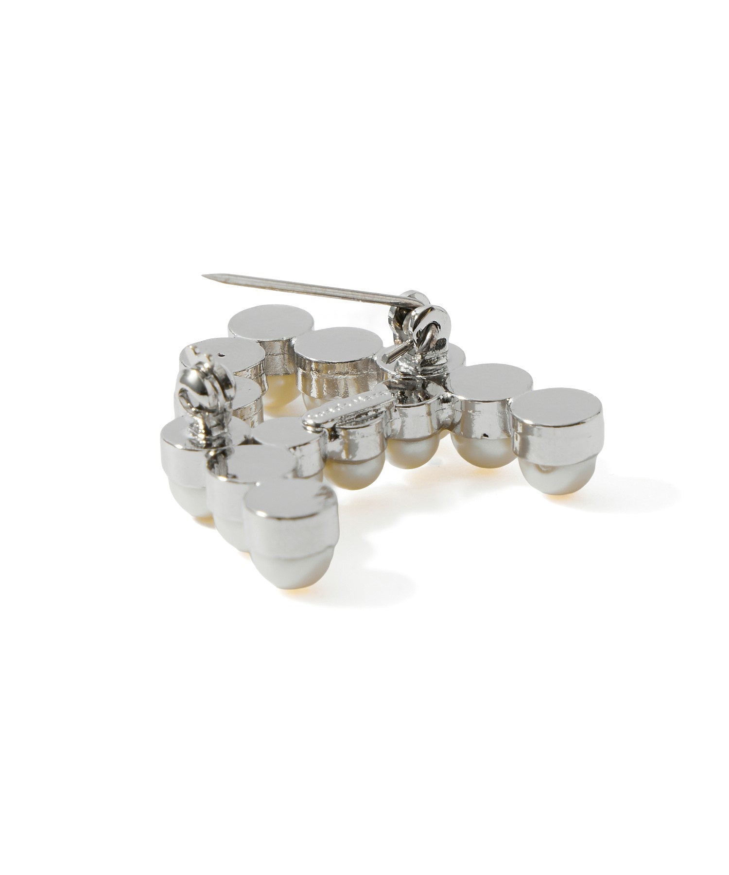 Sea’ds mara/Alphabet brooch A