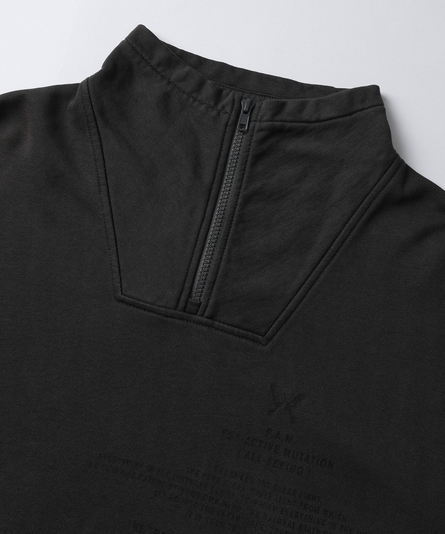 PERKS AND MINI/パークスアンドミニ/MUTATION FUNNEL NECK SWEAT 3887