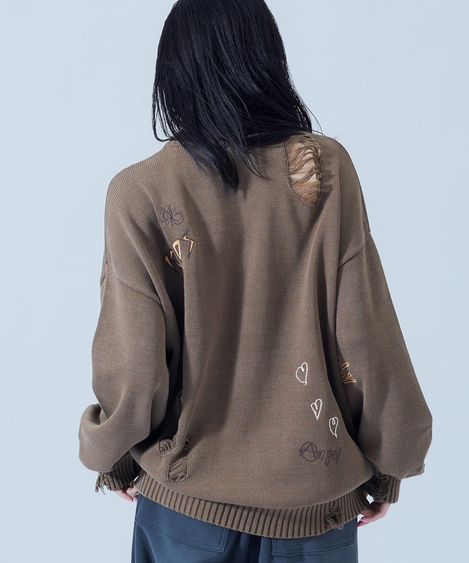 GRAFFITI LOGO DISTRESSED KNIT TOP