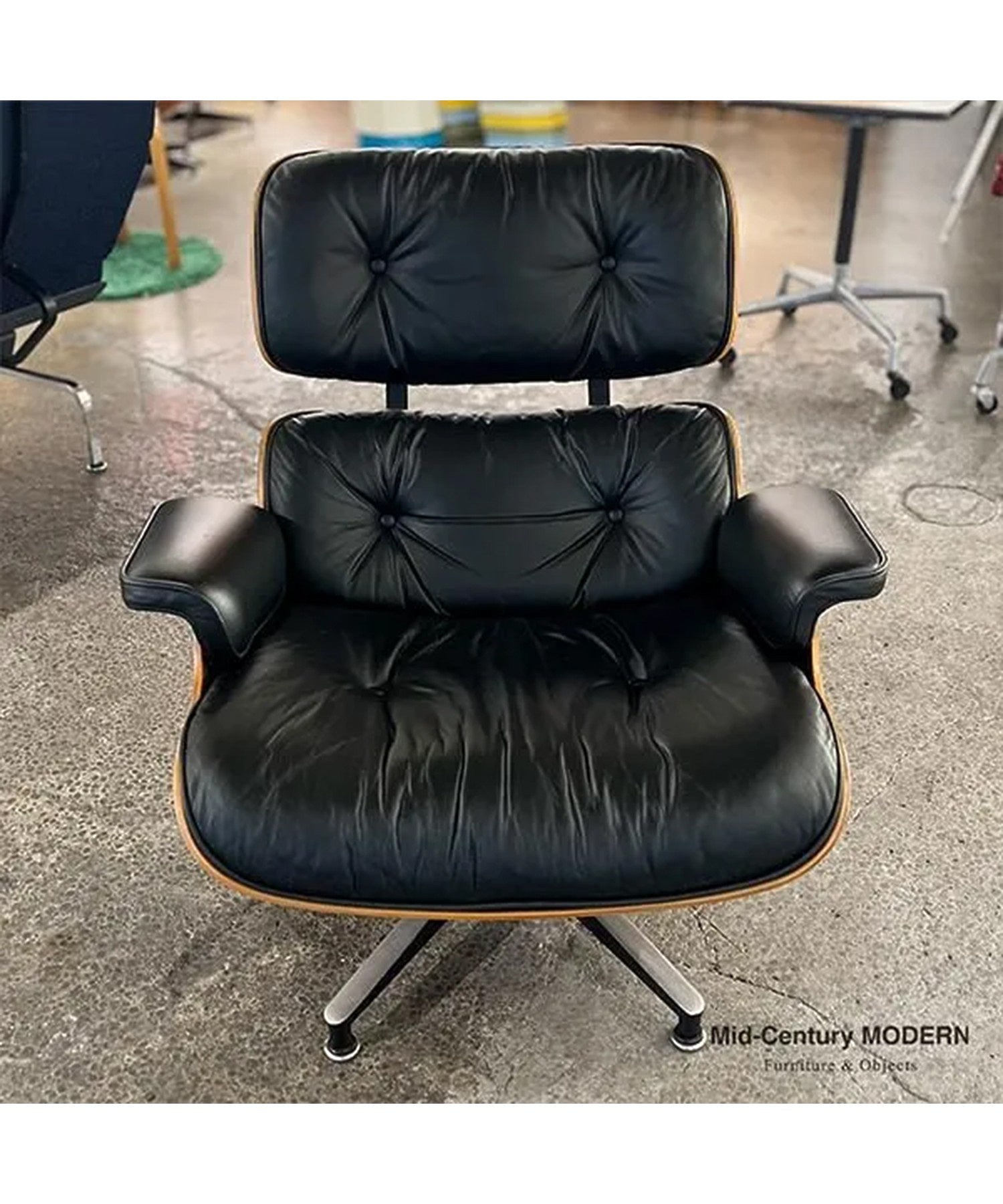 Eames Lounge Chair ＆ Ottoman / Cherry / Walnut