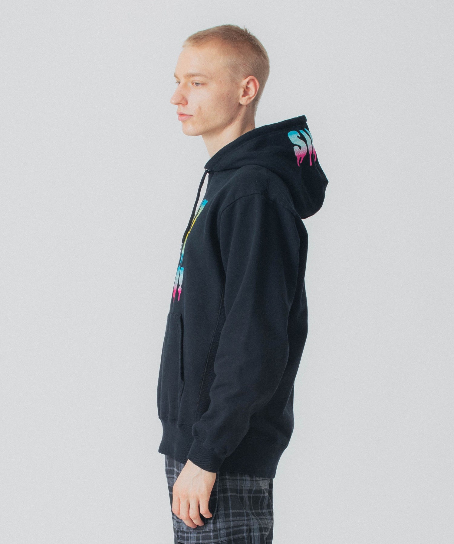 GRADATION EMBROIDERY HOODIE