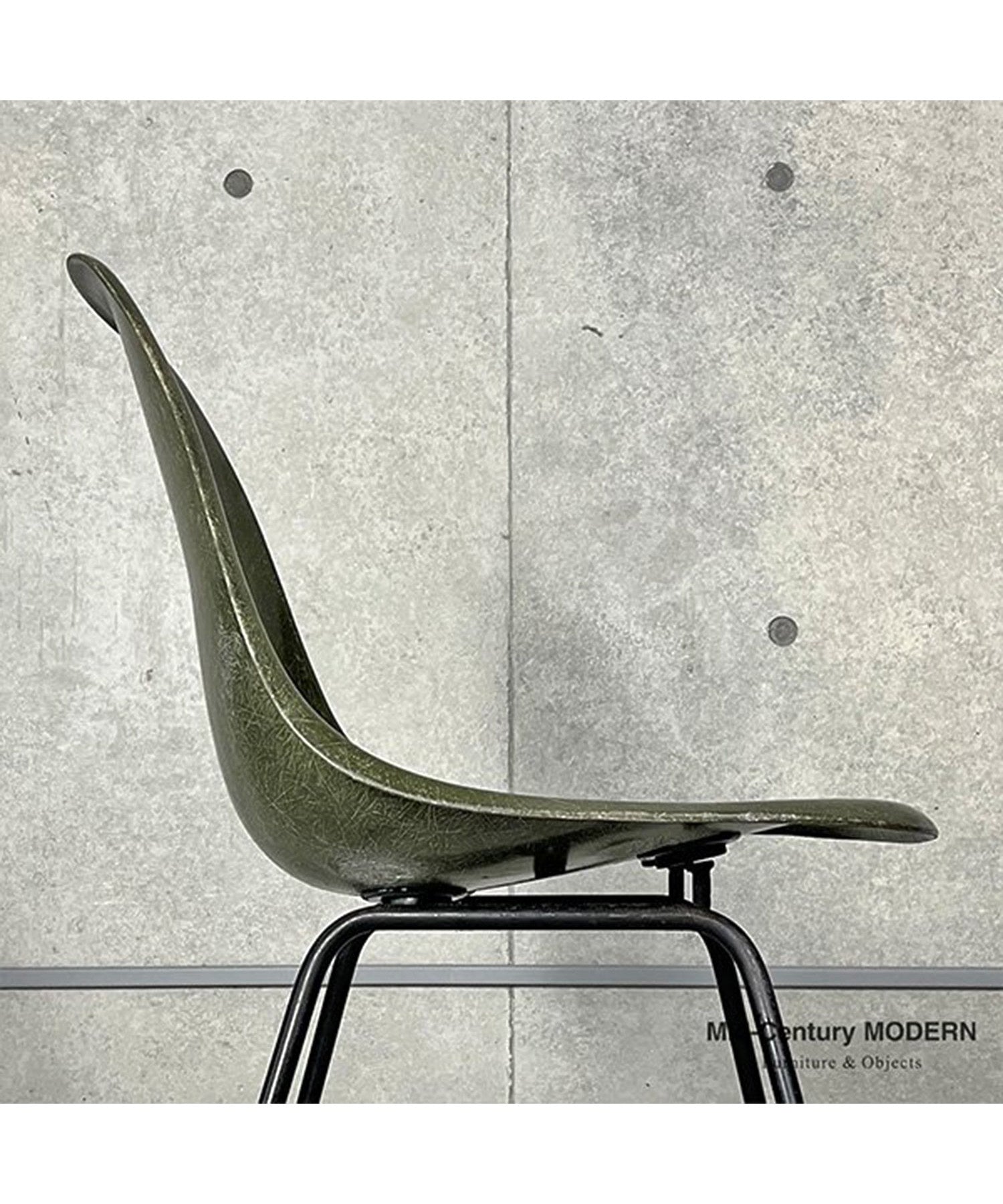 HermanMiller Side Shell / Olive Green Dark