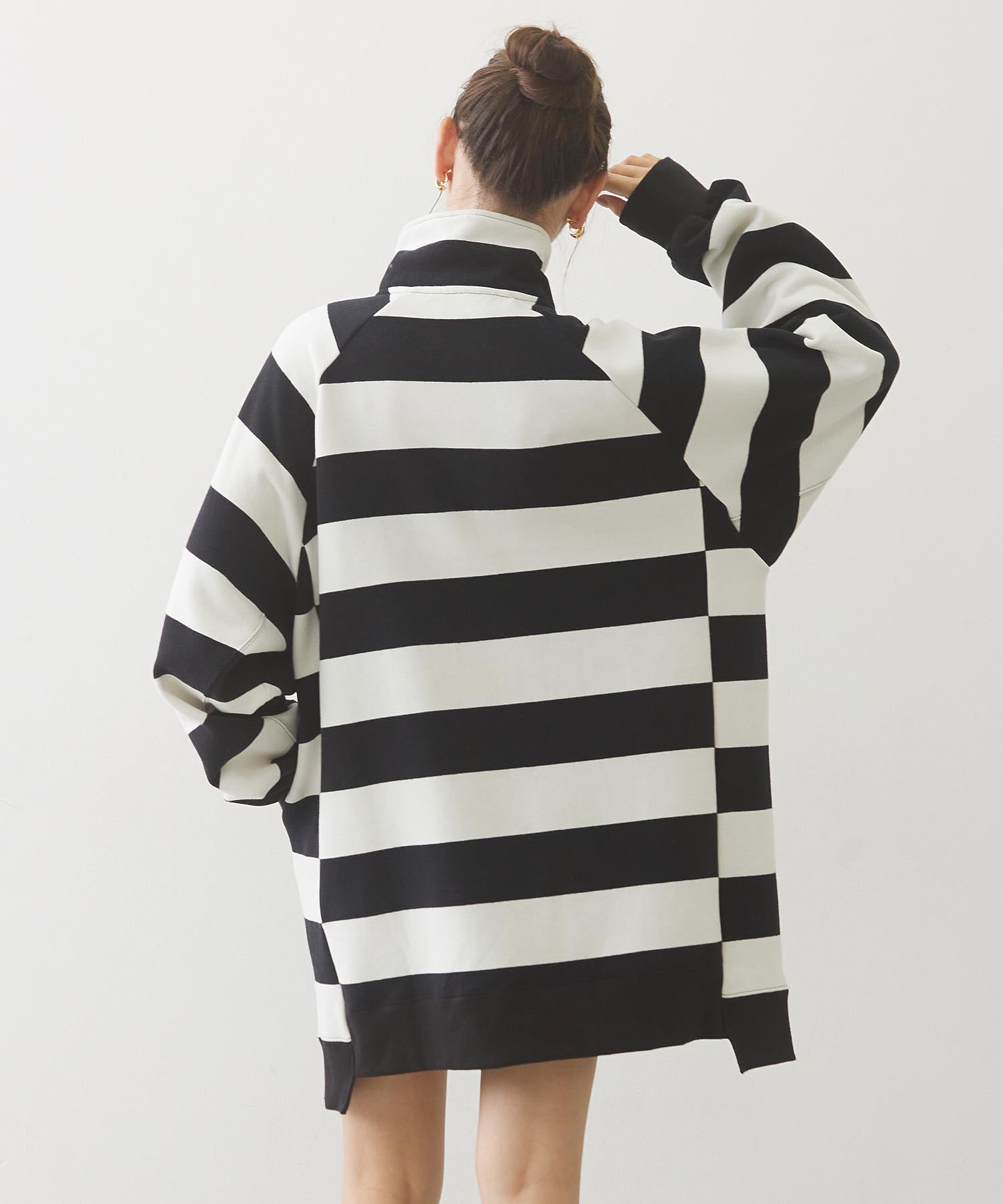 STRIPED TUNIC SWEATSHIRT