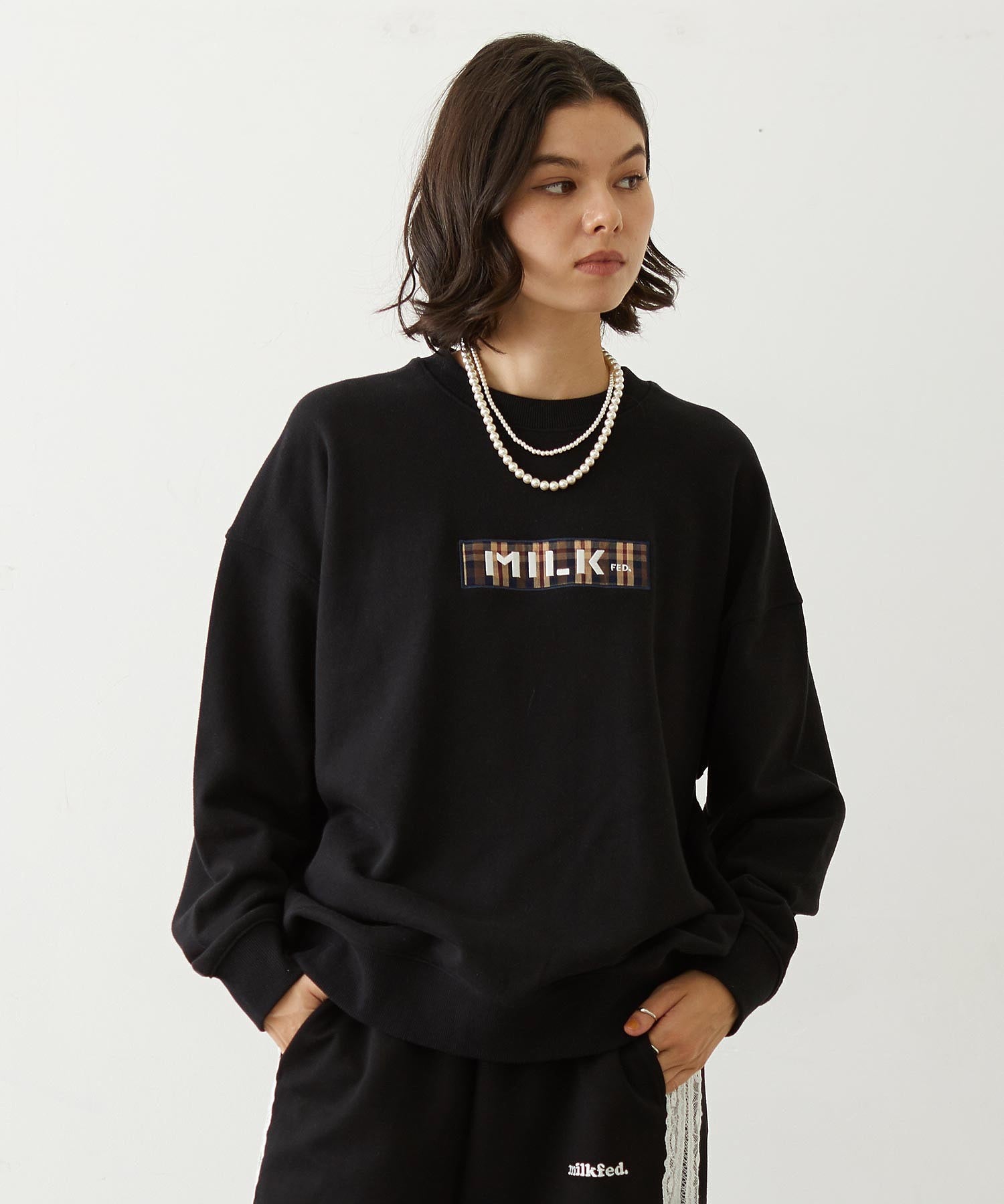 CHECKERED BAR LOGO SWEAT TOP