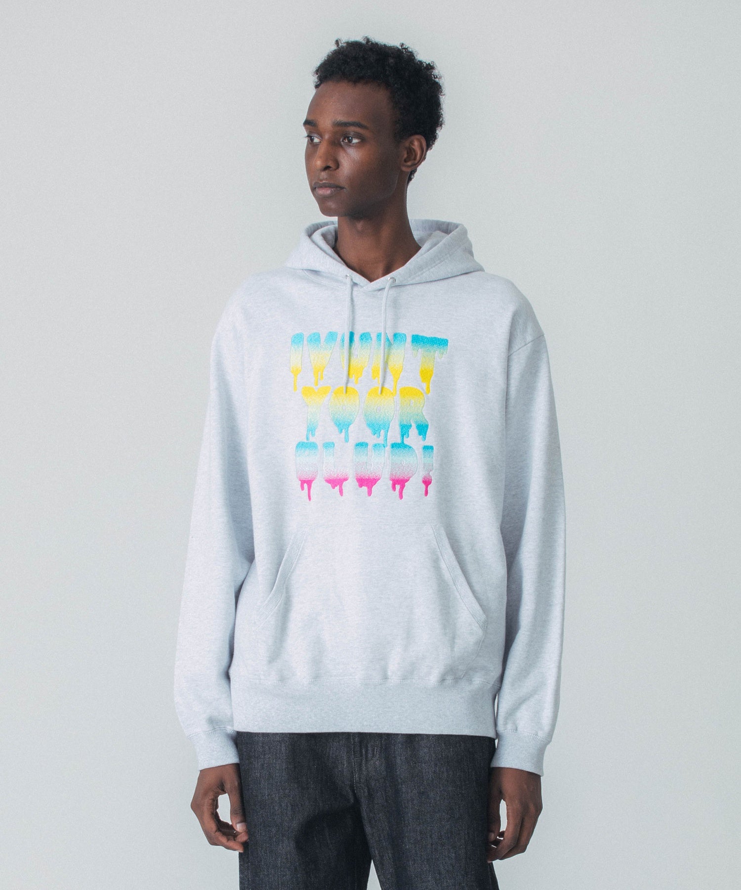 GRADATION EMBROIDERY HOODIE
