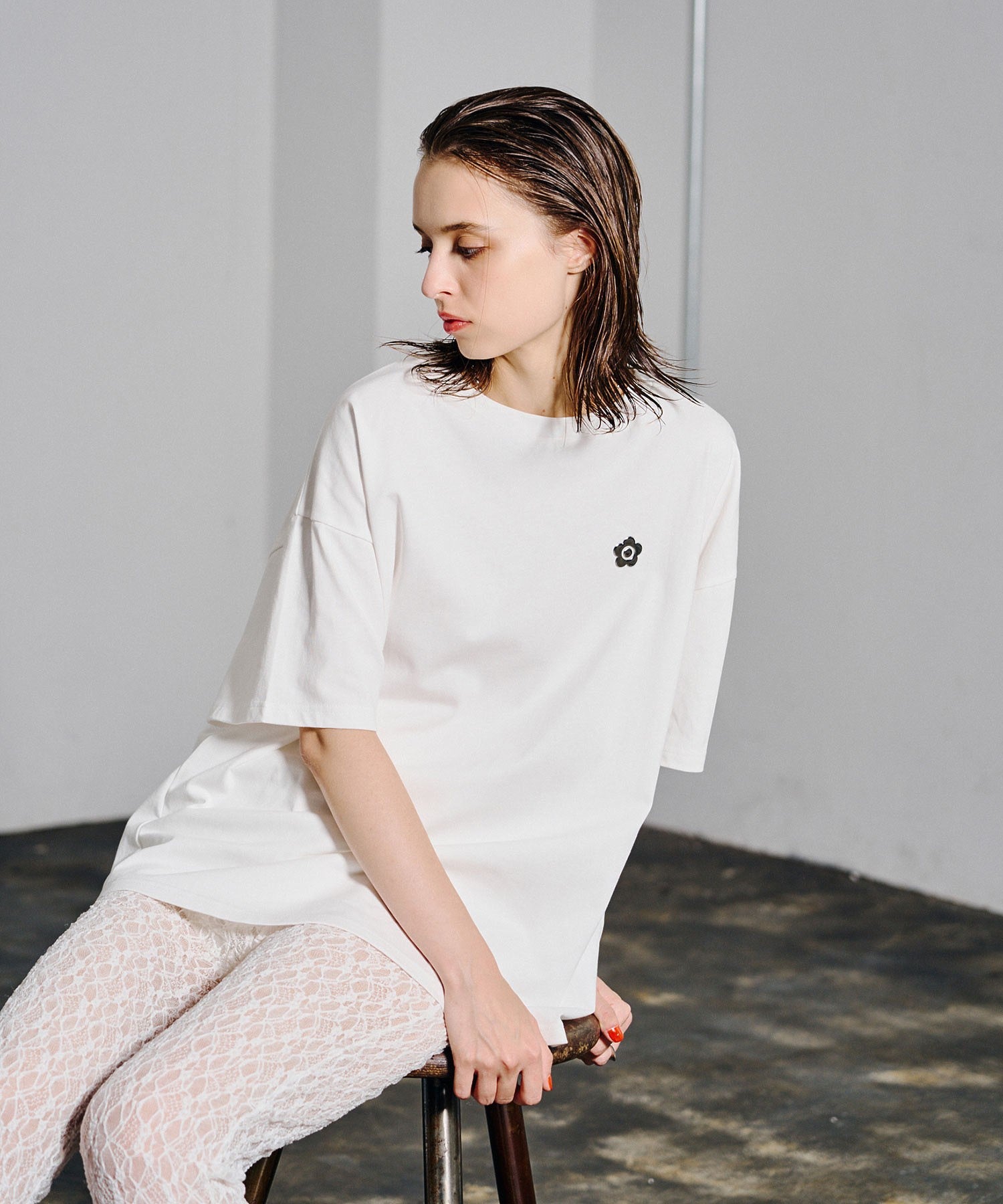 【ROSE BUD別注】MARY QUANT/BACK APPLIQUE T-SHIRT