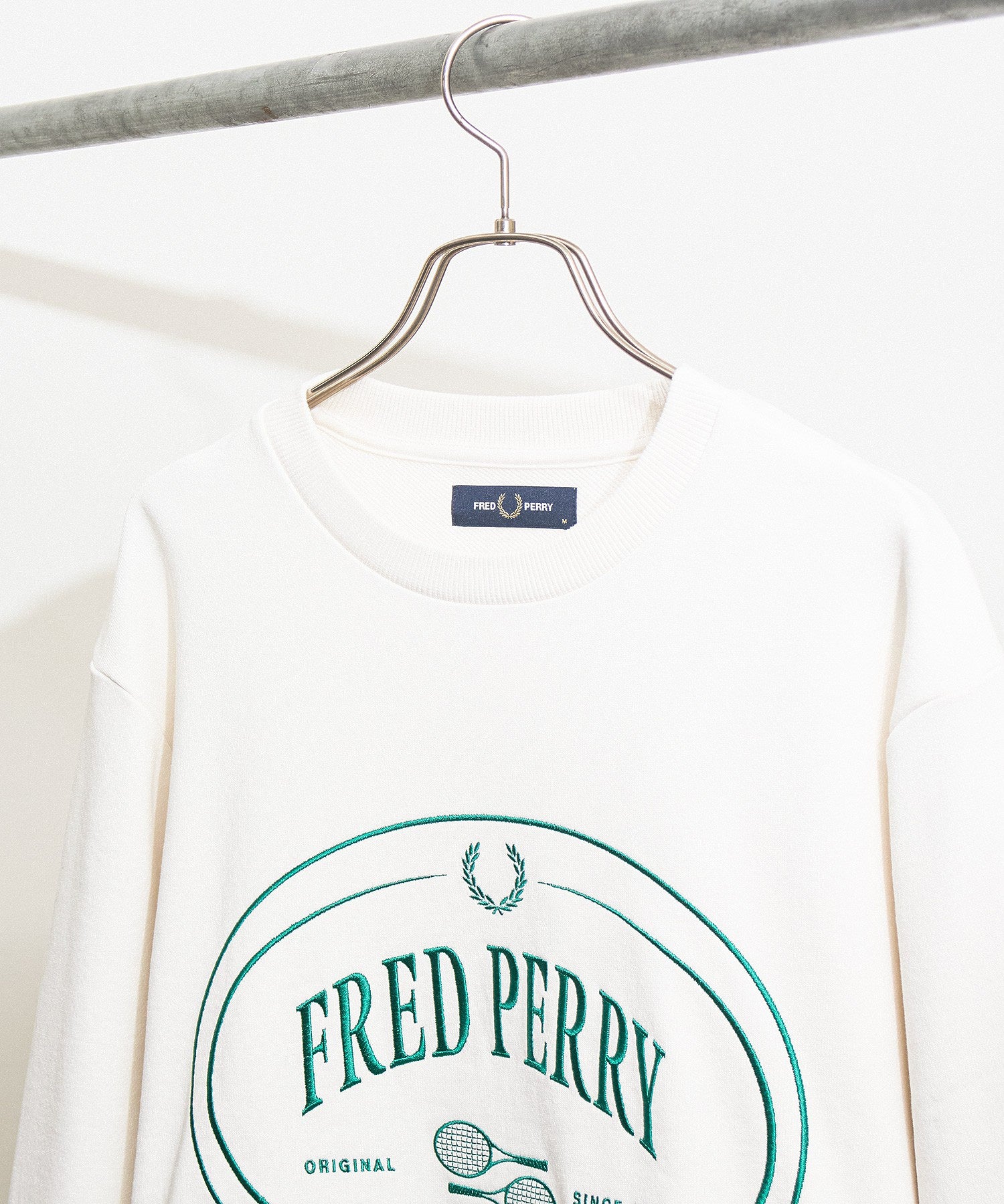 FRED PERRY/SWEATSHIRT