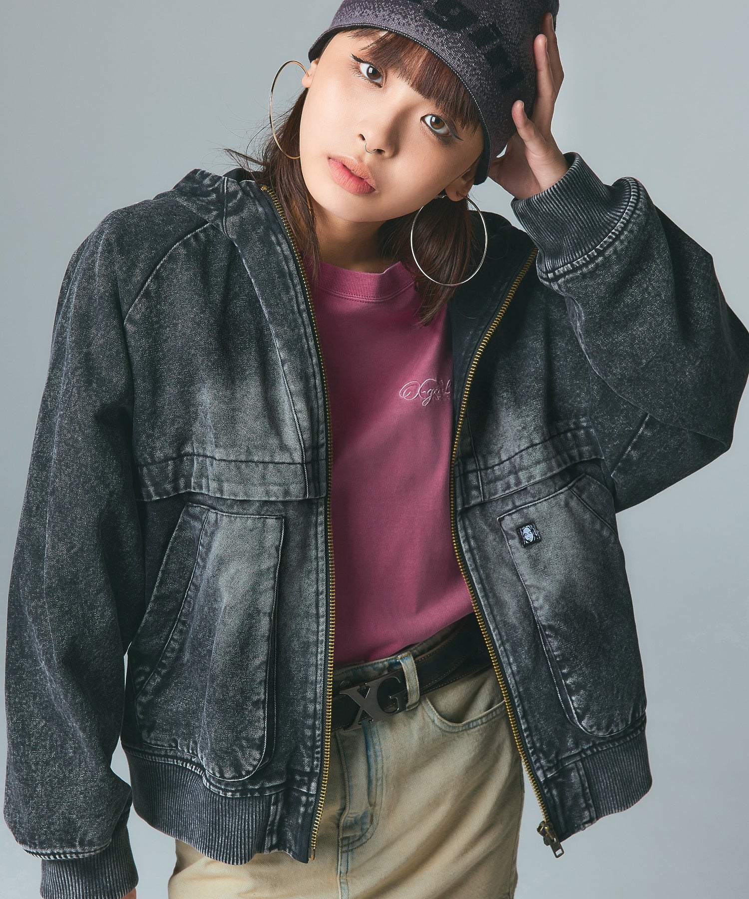 PIGMENT DYED FACE AND LOGO SQUARE PATCH L/S TEE