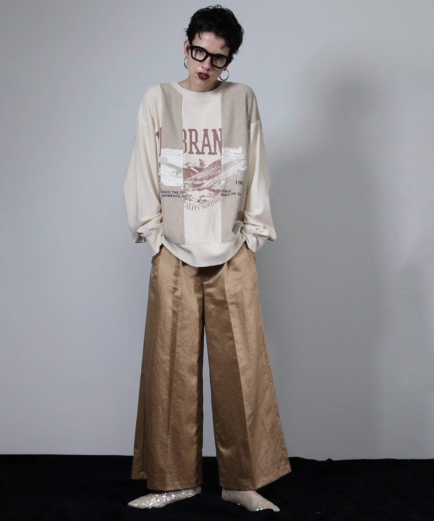 ヴィンテージロゴリメイクライクトップス