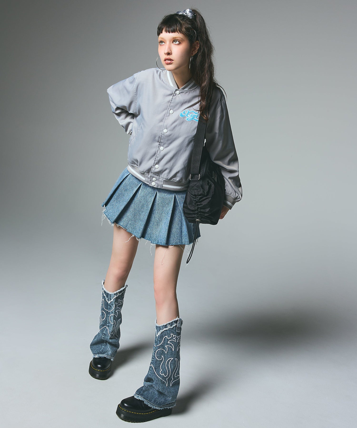 EMBROIDERED DENIM LEG WARMER