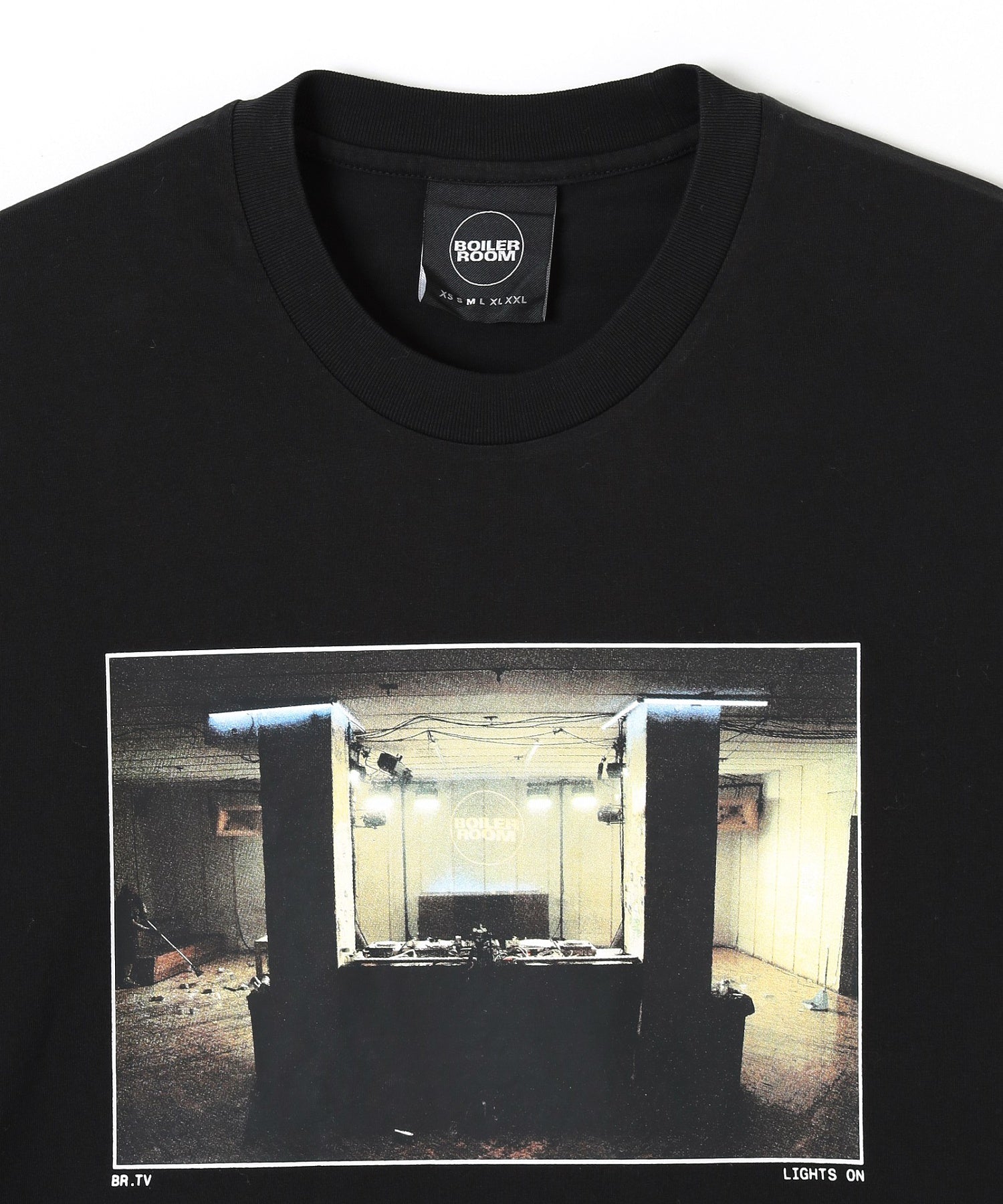 BOILER ROOM/ボイラールーム/LIGHTS ON PHOTO T-SHIRT AW25SS20BLK