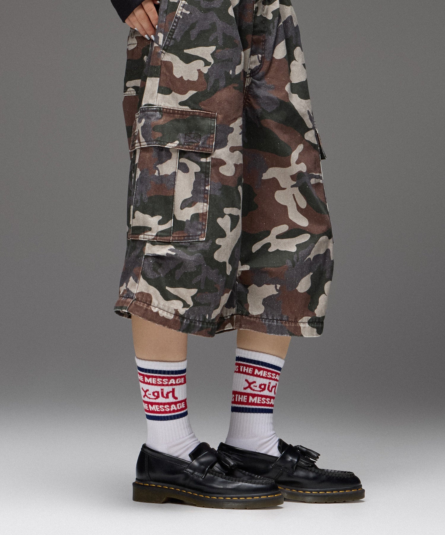 MILLS LOGO STRIPED JACQUARD RIB SOCKS