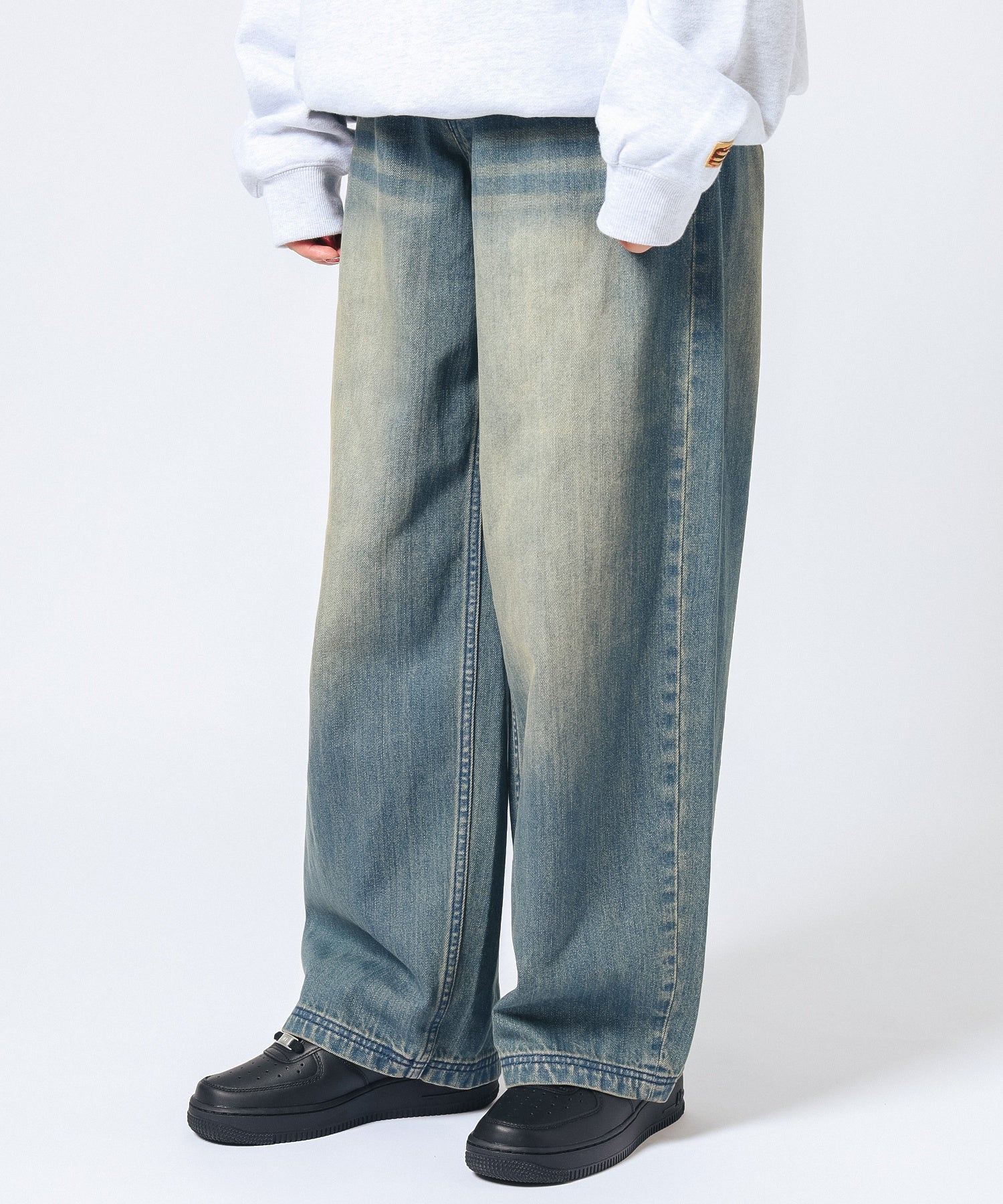 NIKE/ナイキ/WMNS AIR FORCE 1 07 DD8959-001