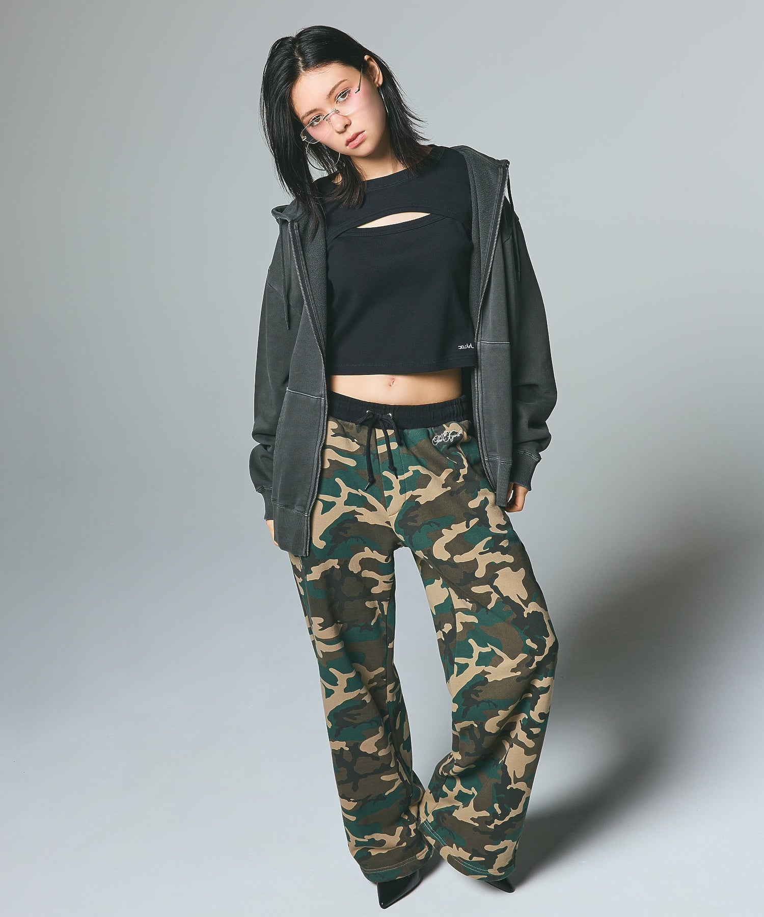 CUT OUT L/S COMPACT TOP