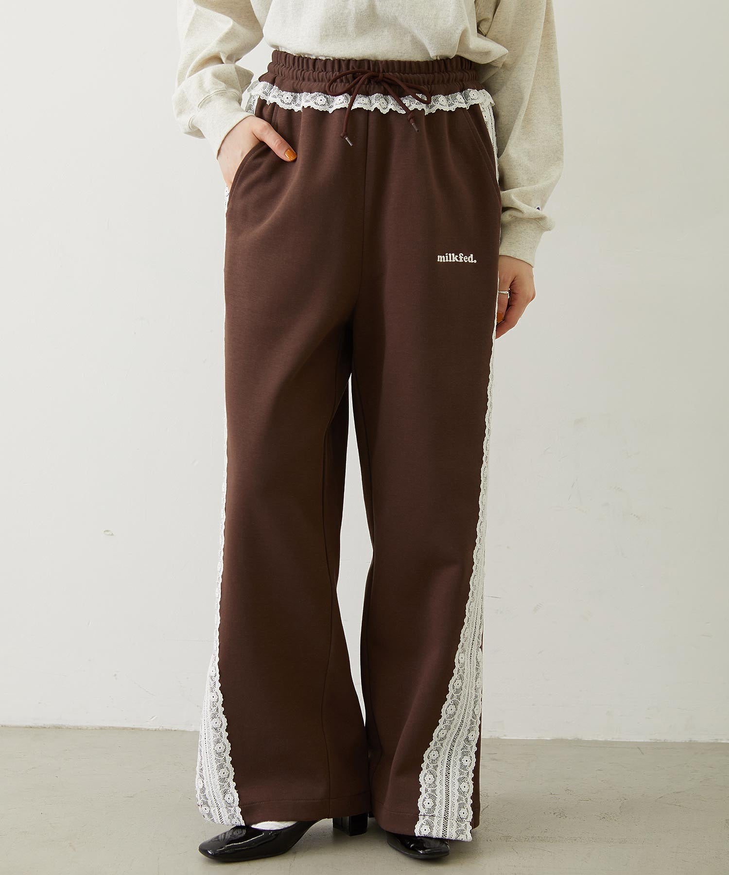 LACE LINE PANTS