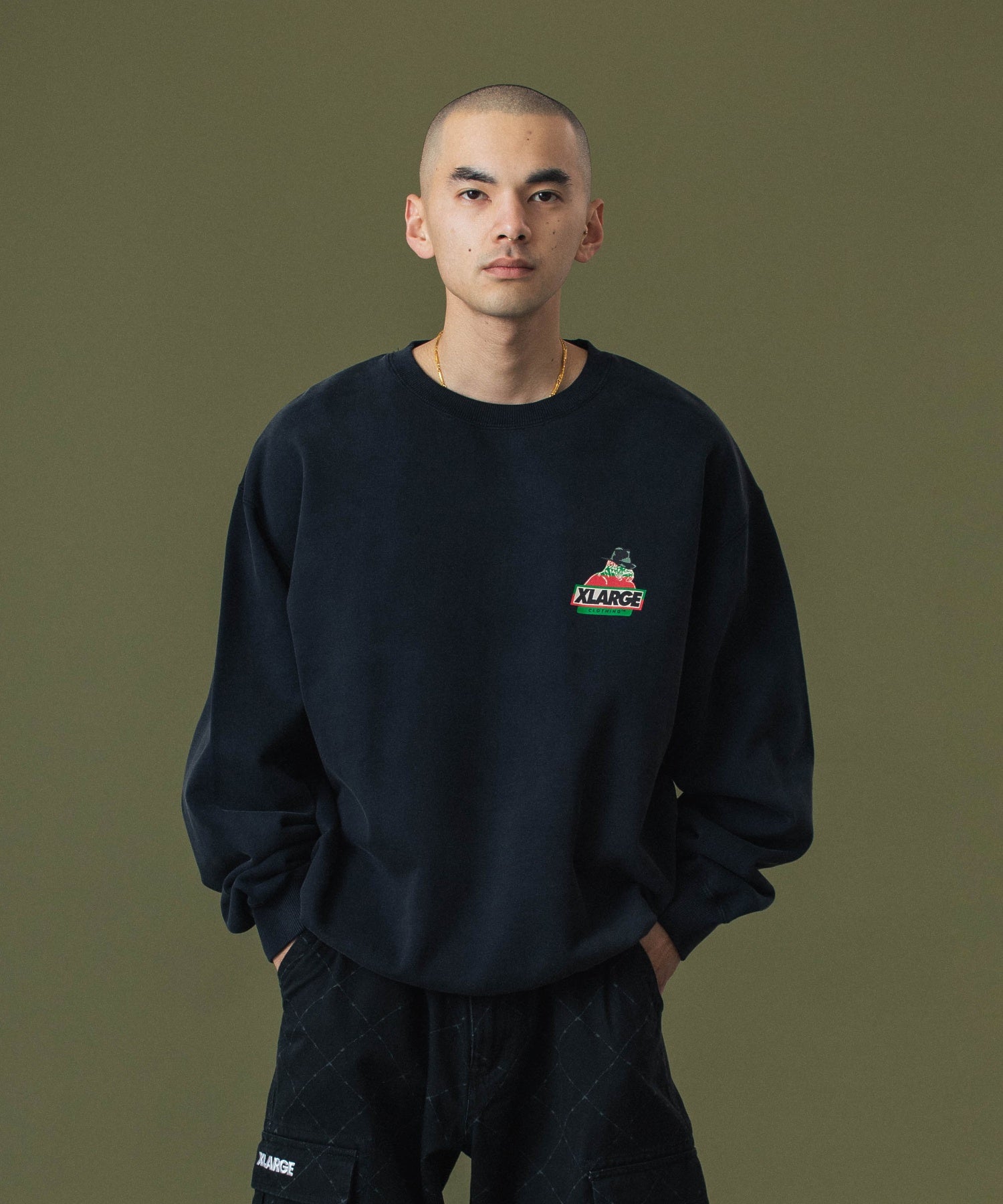 MODEL 身長172cm / 着用サイズ：Lサイズ
