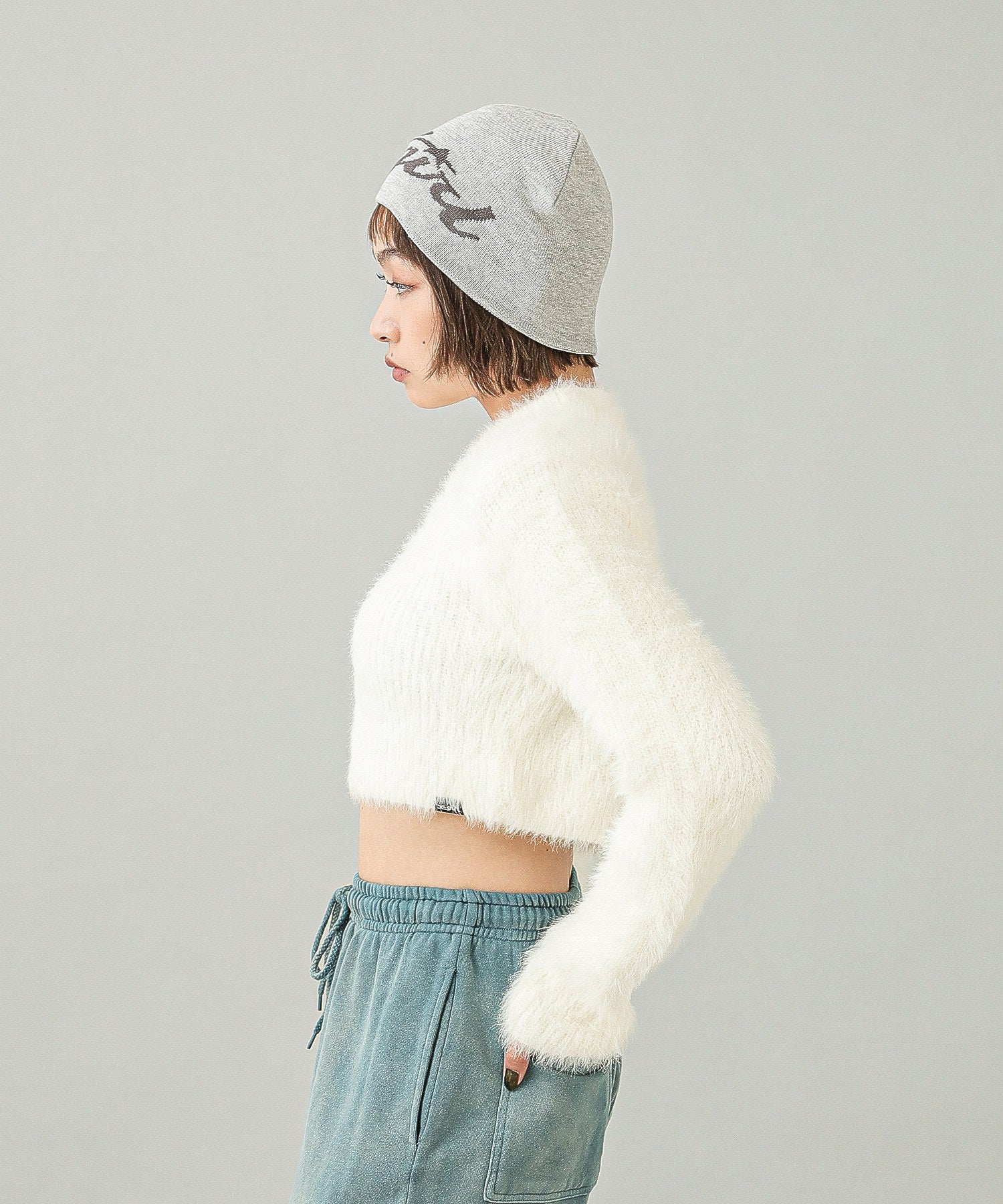 HIGH NECK COMPACT KNIT TOP