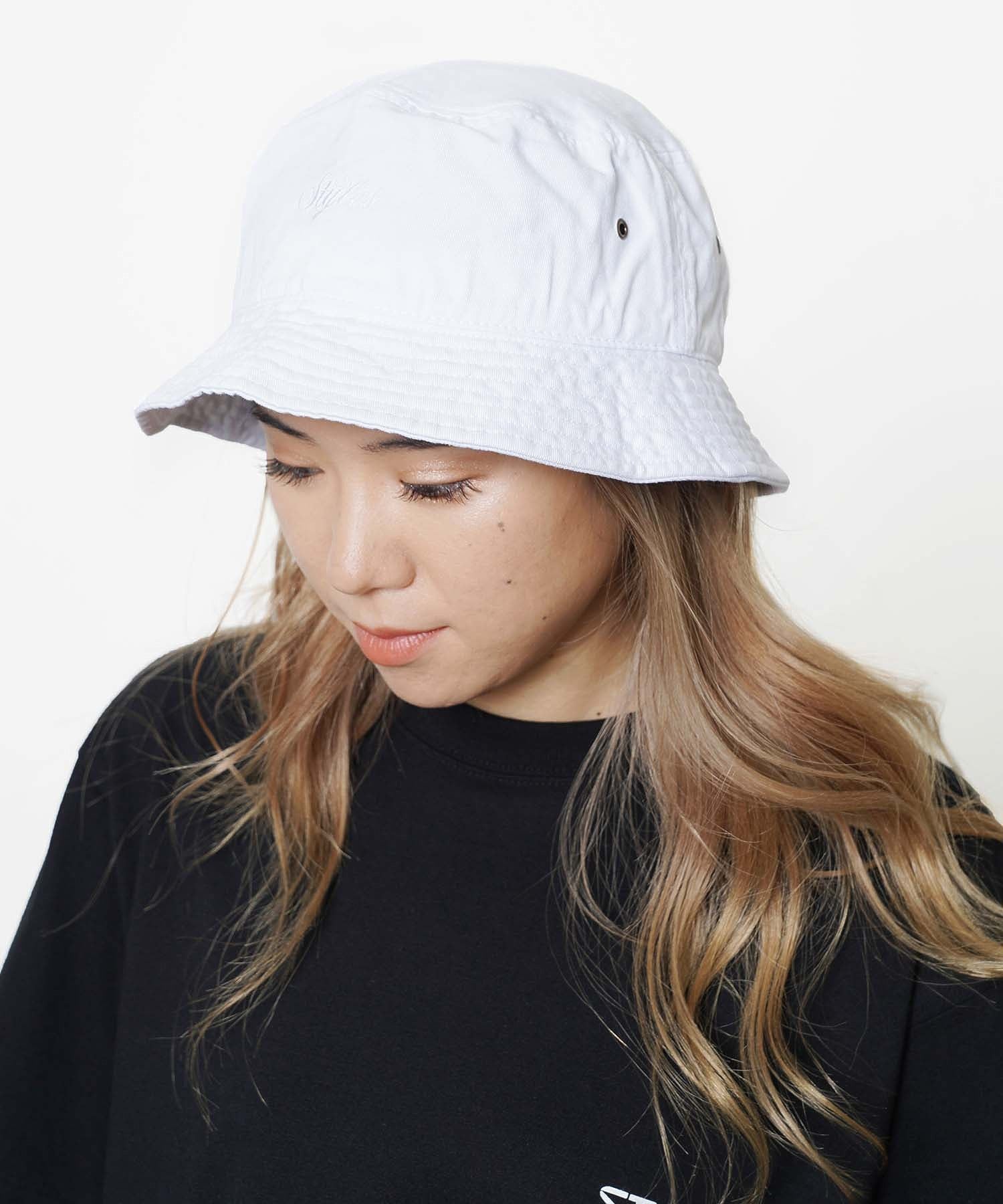 Styles/スタイルス/ Hat Cursive Logo