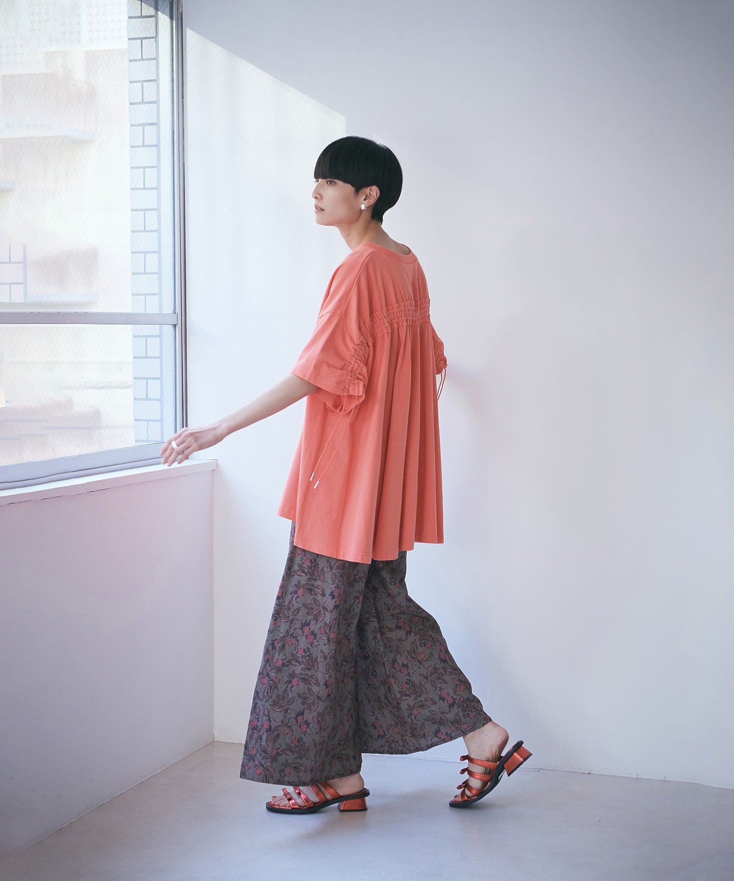 バックギャザープルオーバー