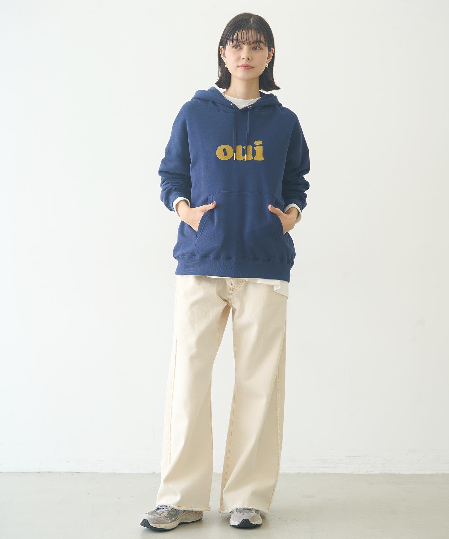 OUI SWEAT HOODIE