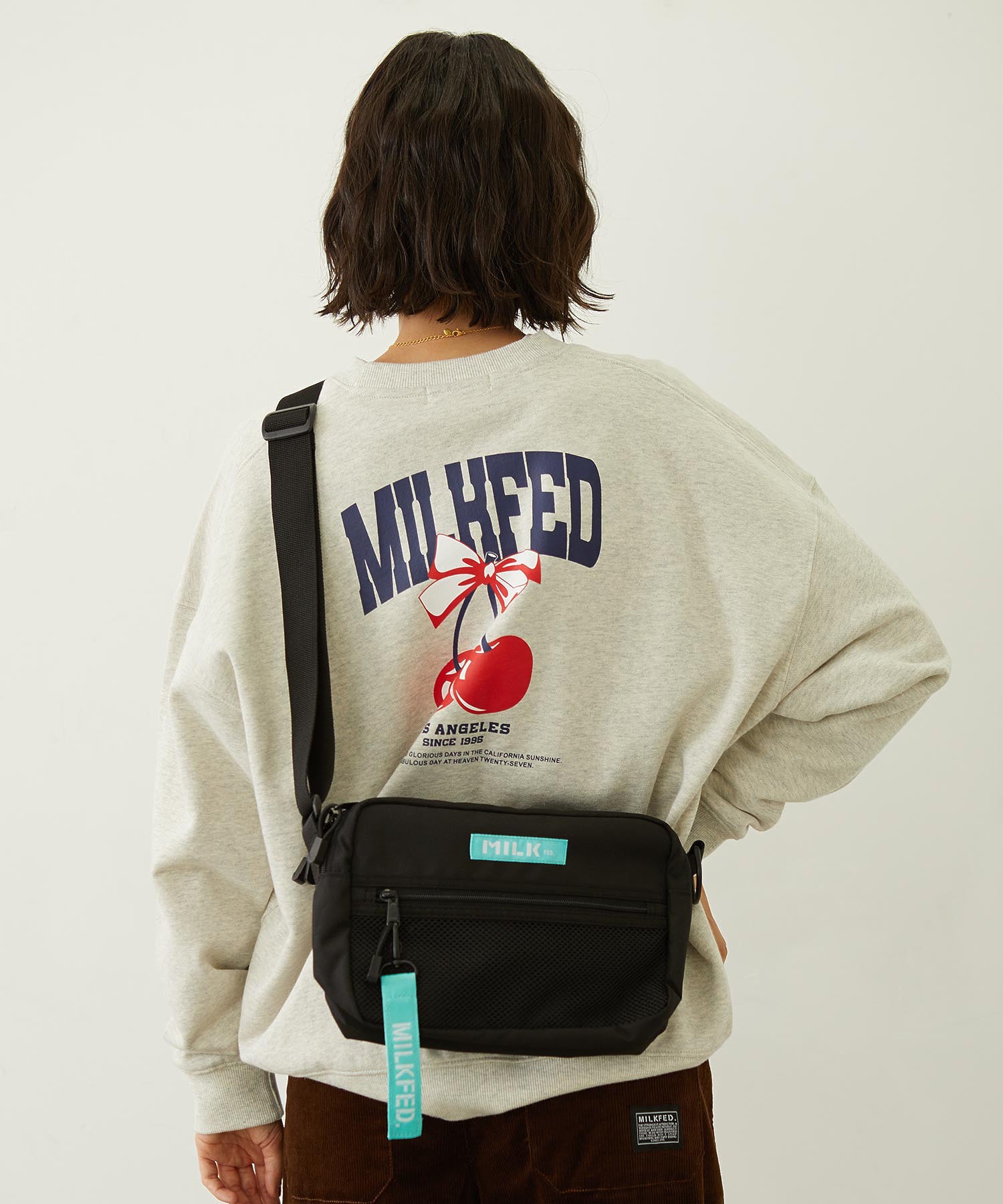SHOULDER WIDE BAG MESH POCKET LtGREEN