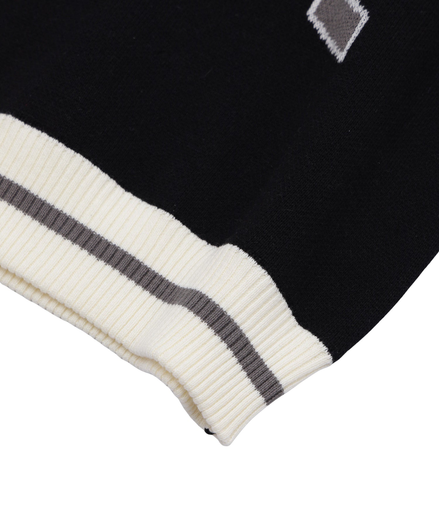 LOGO JACQUARD V-NECK KNIT TOP