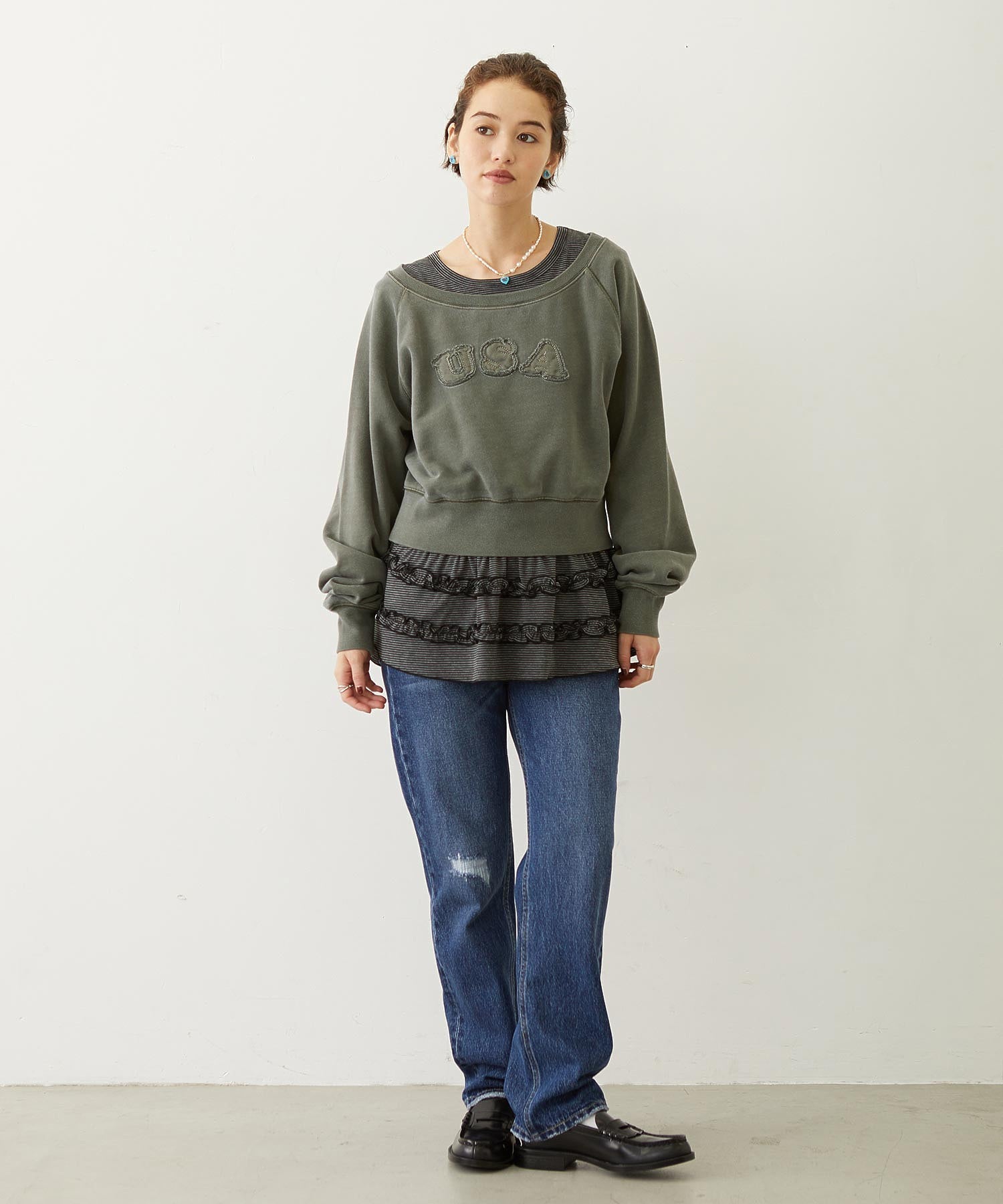 RUFFLE HEM L/S TOP