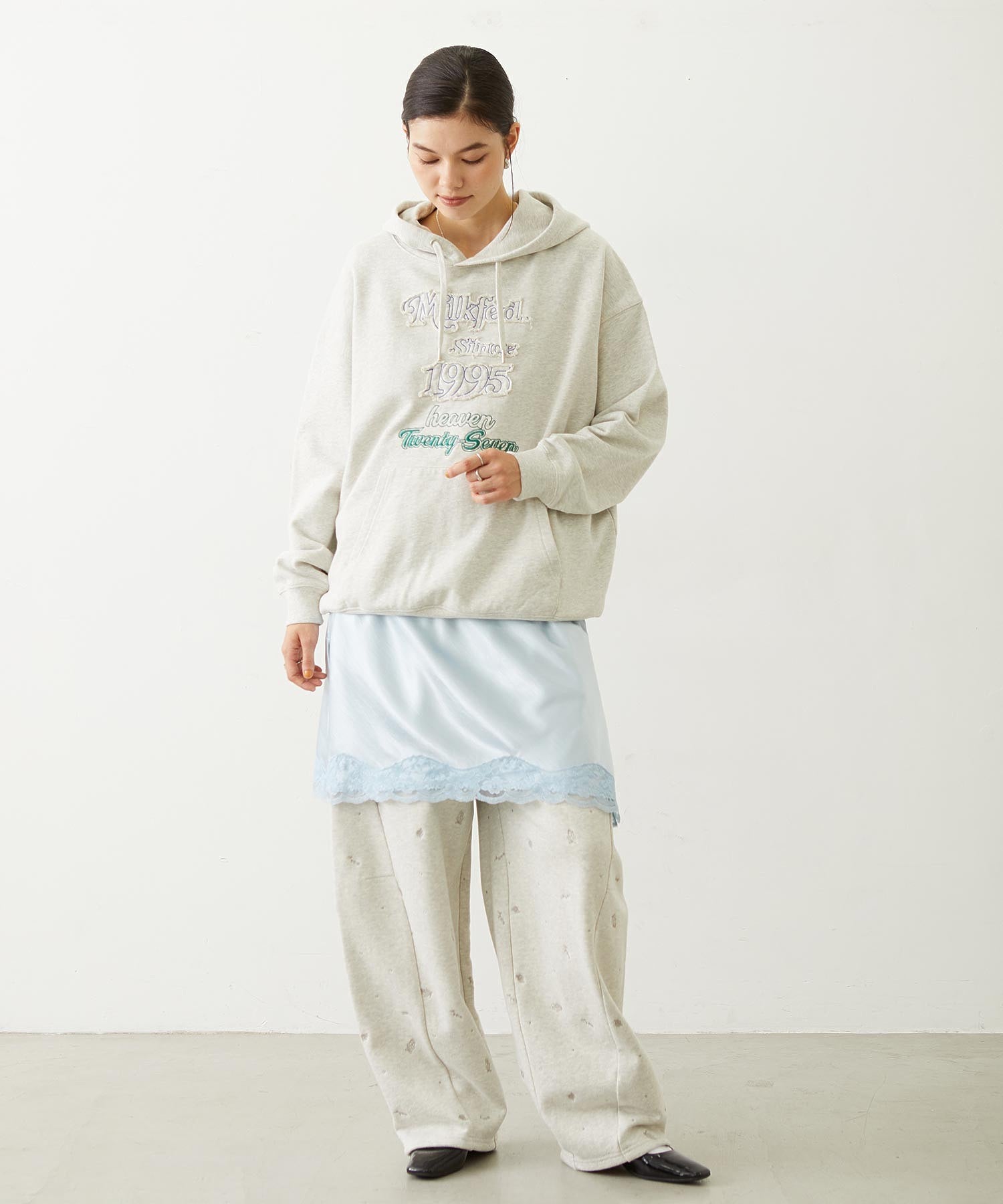 STITCHED LOGO SWEAT HOODIE