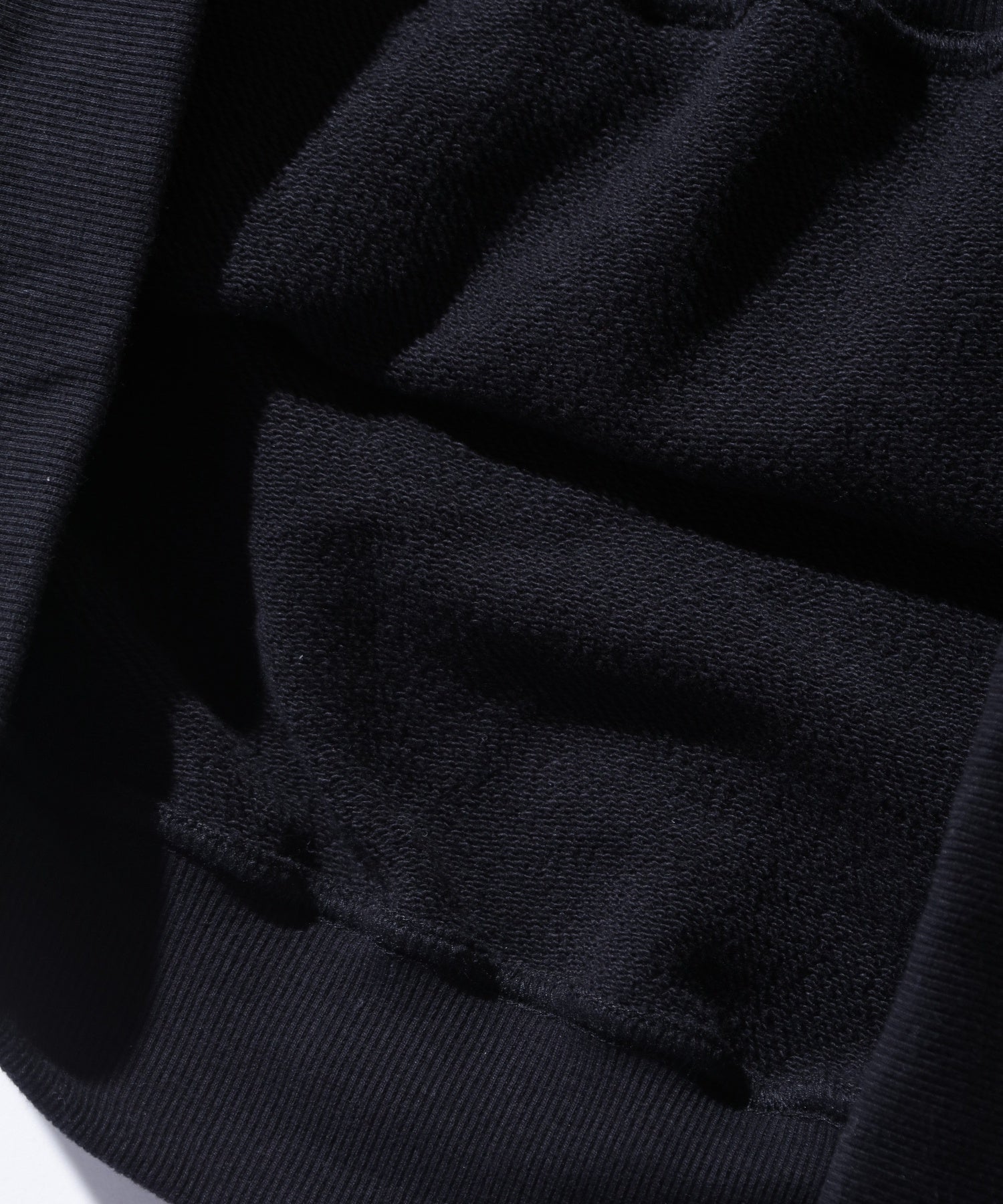 ROOM HOODED SWEATSHIRT