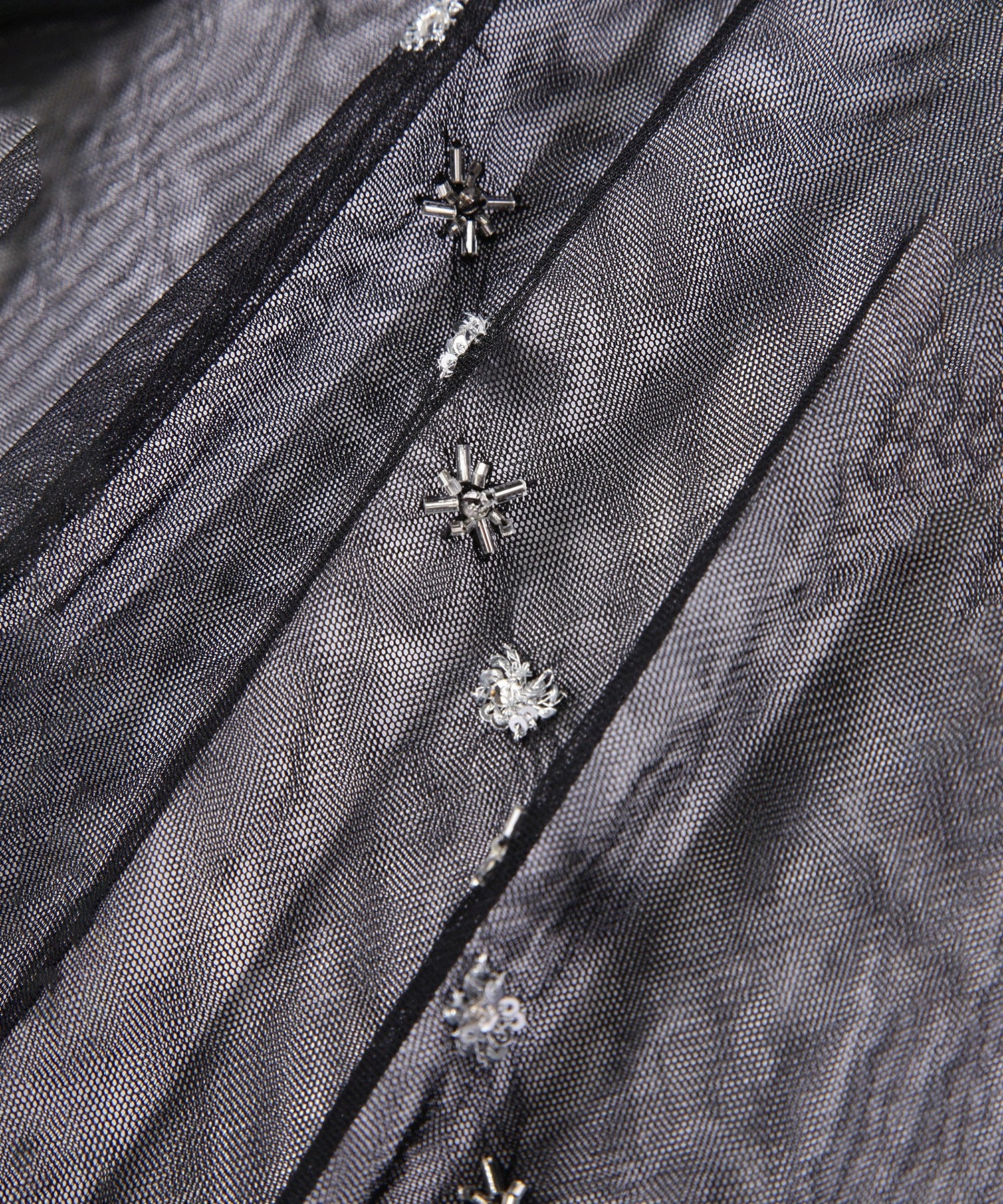 チュールシアーブラウス