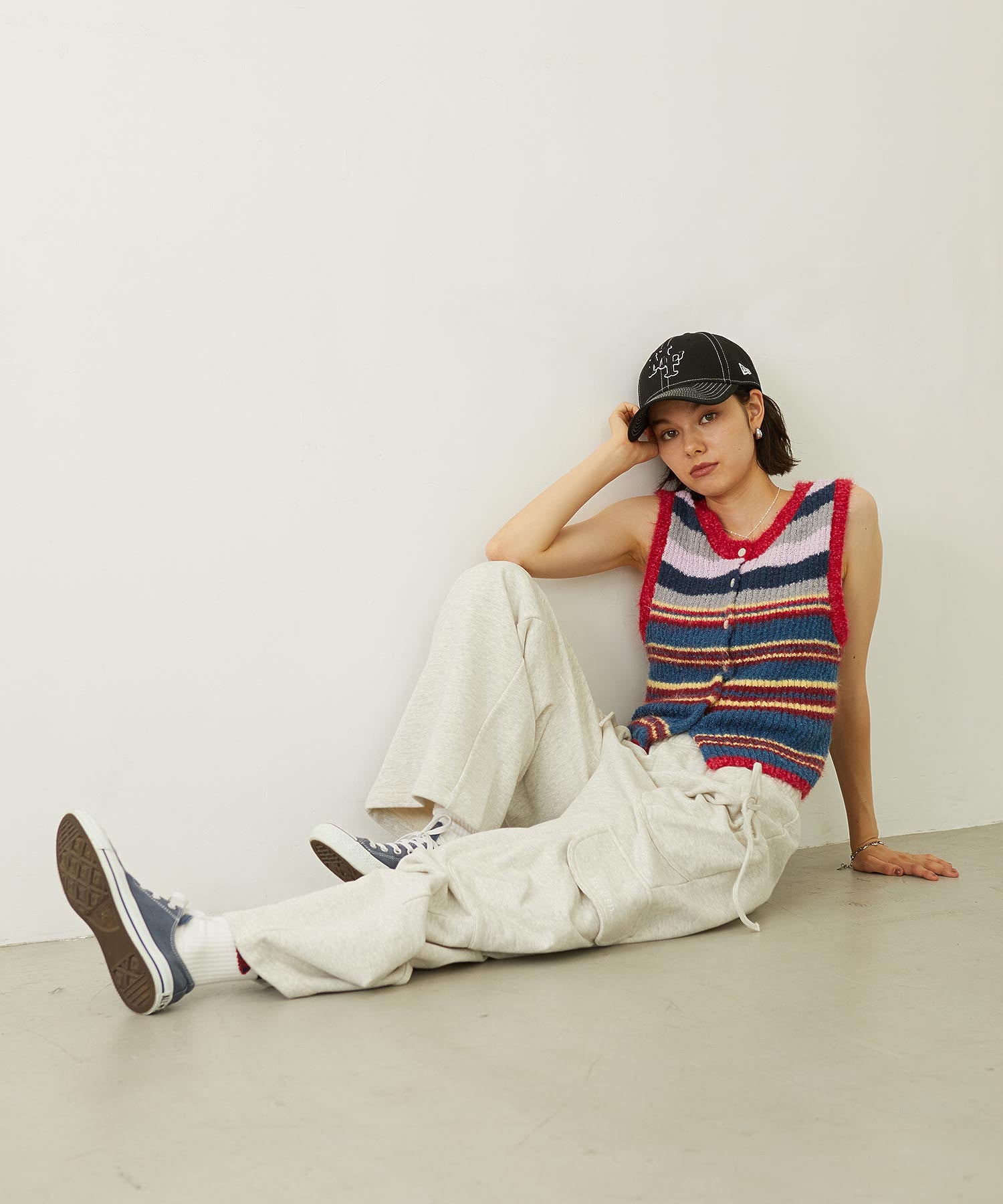 TWO-TYPE STRIPED KNIT VEST