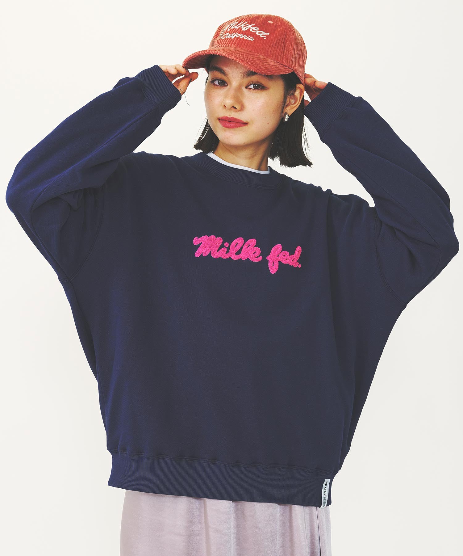 ICING LOGO BASIC SWEAT TOP