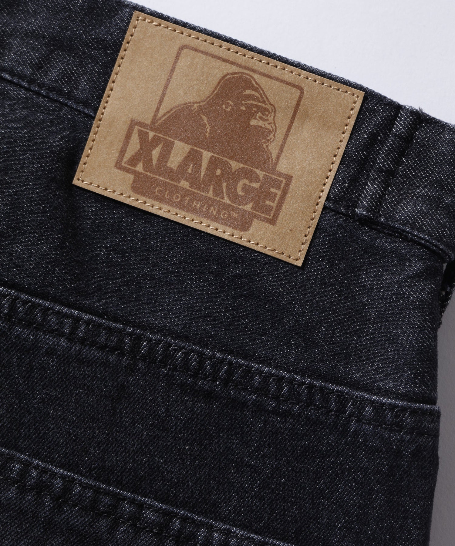 WASHED BAGGY DENIM PANTS