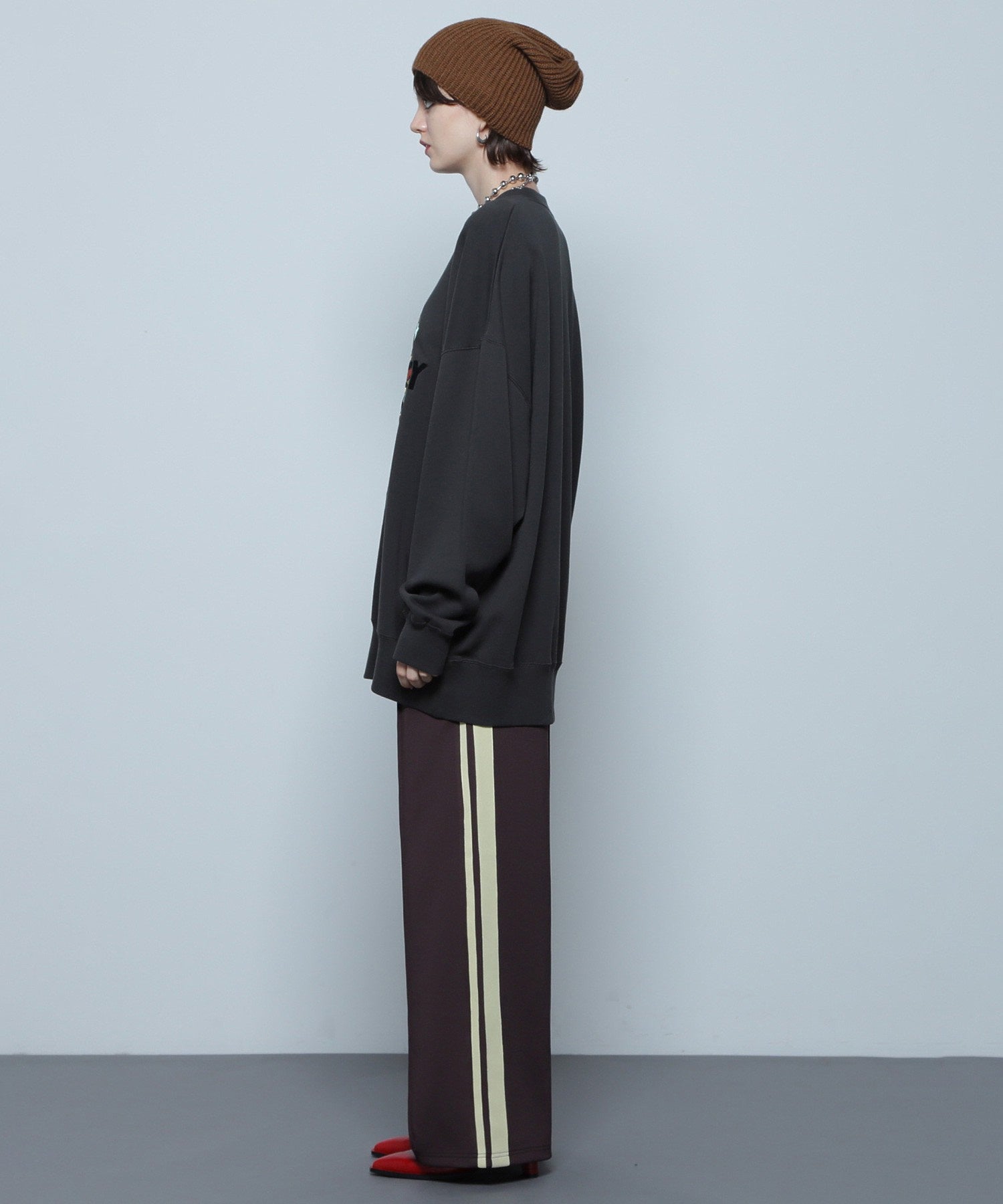 QUEEN エンブロイダリービッグスウェット