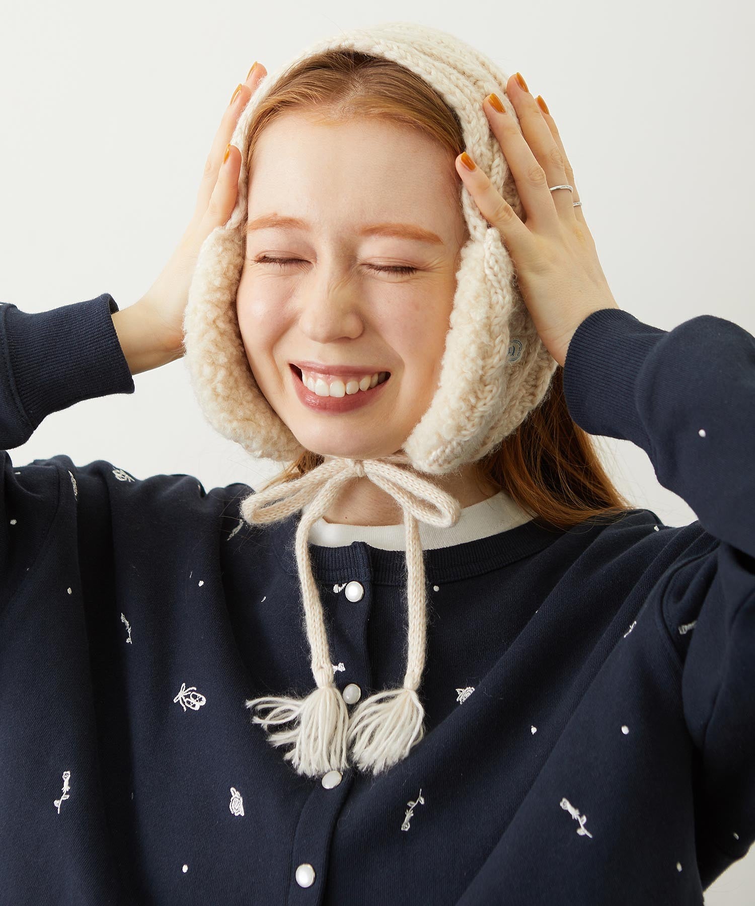 KNIT EAR MUFF