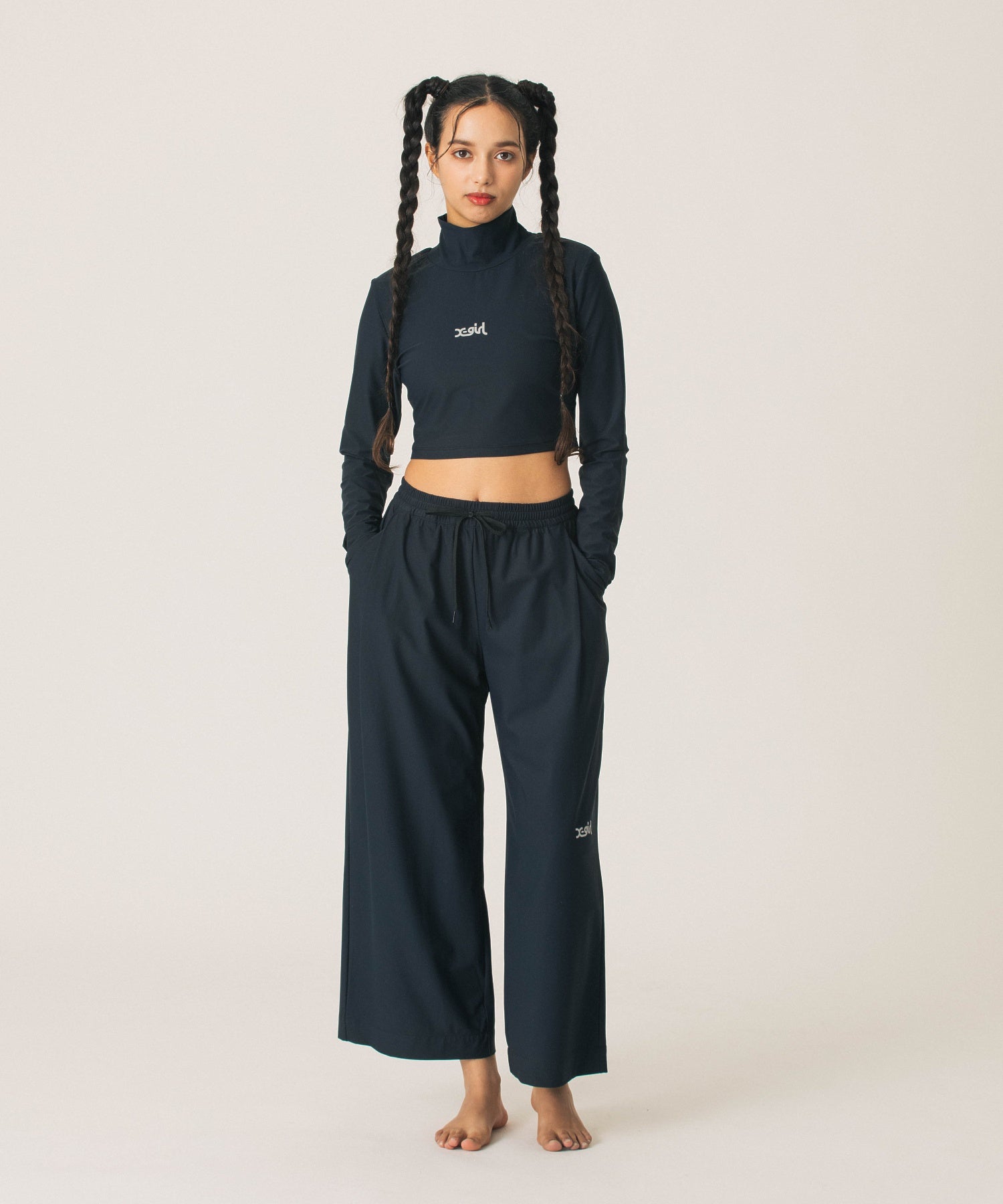 HIGH NECK SHORT LS TOP