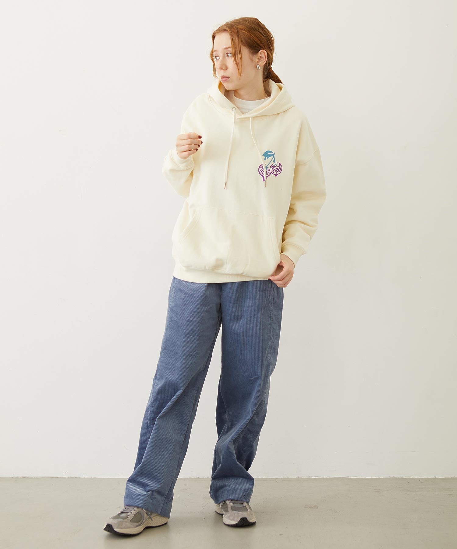 MELTY CHERRY SWEAT HOODIE