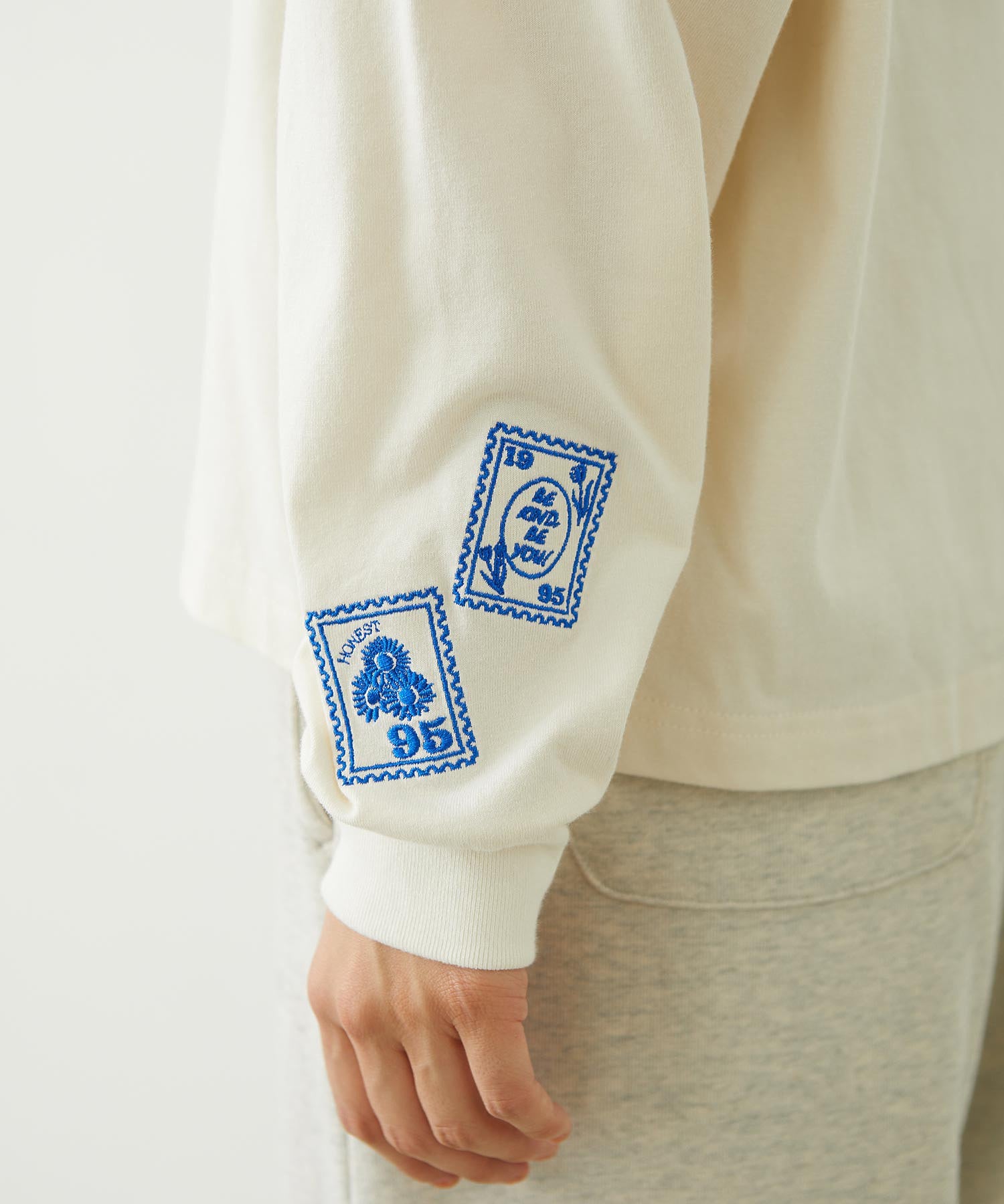 LETTER GRAPHIC L/S TEE