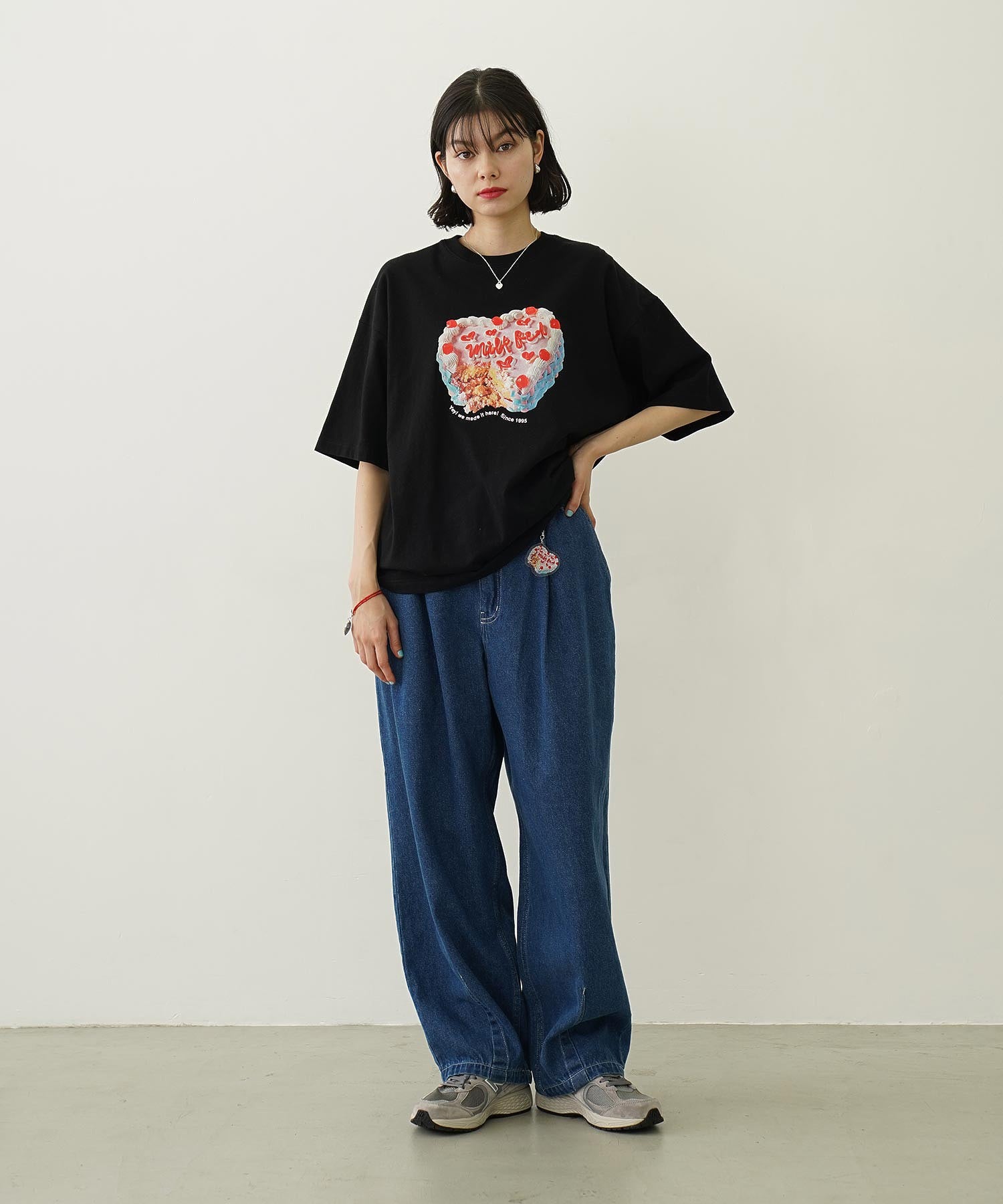 ANNIVERSARY CAKE WIDE S/S TEE