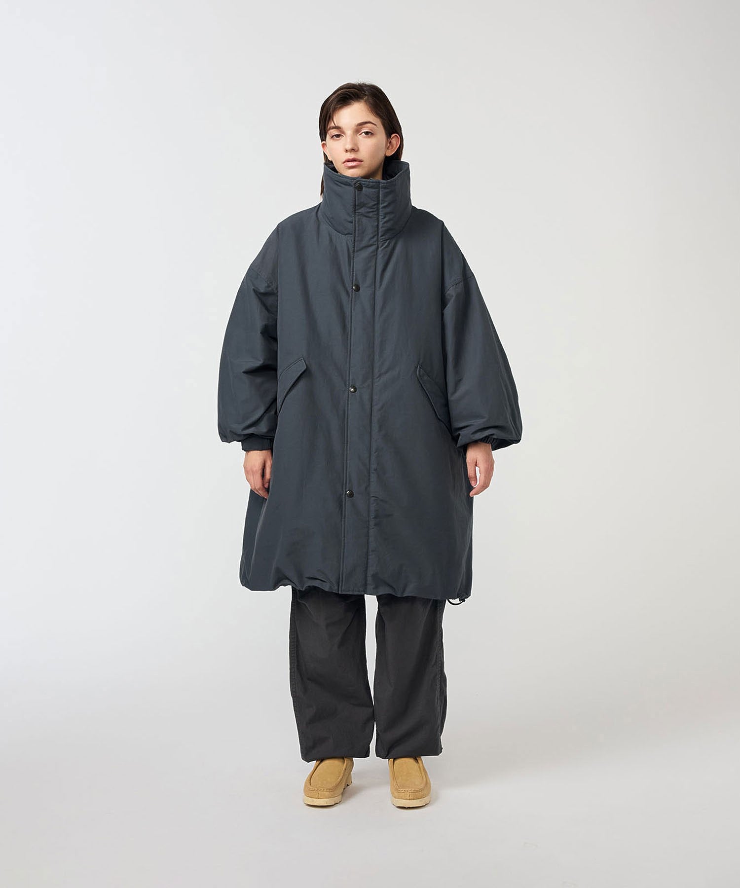 参考画像（身長:162cm 着用サイズ:WS）※当サイトにGrayの展開はございません